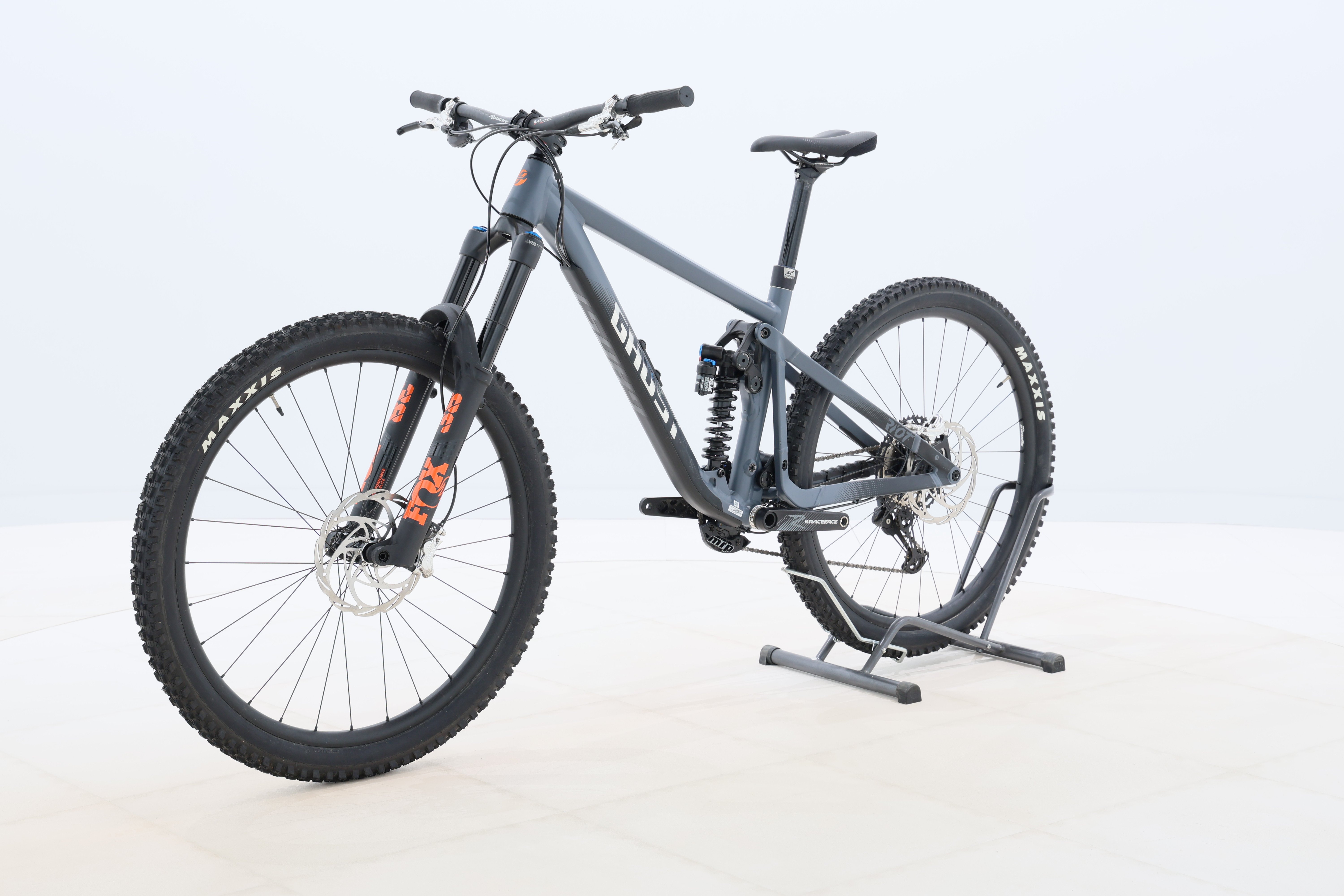 f4a1708f-d473-472d-a93f-e787af6eb90e