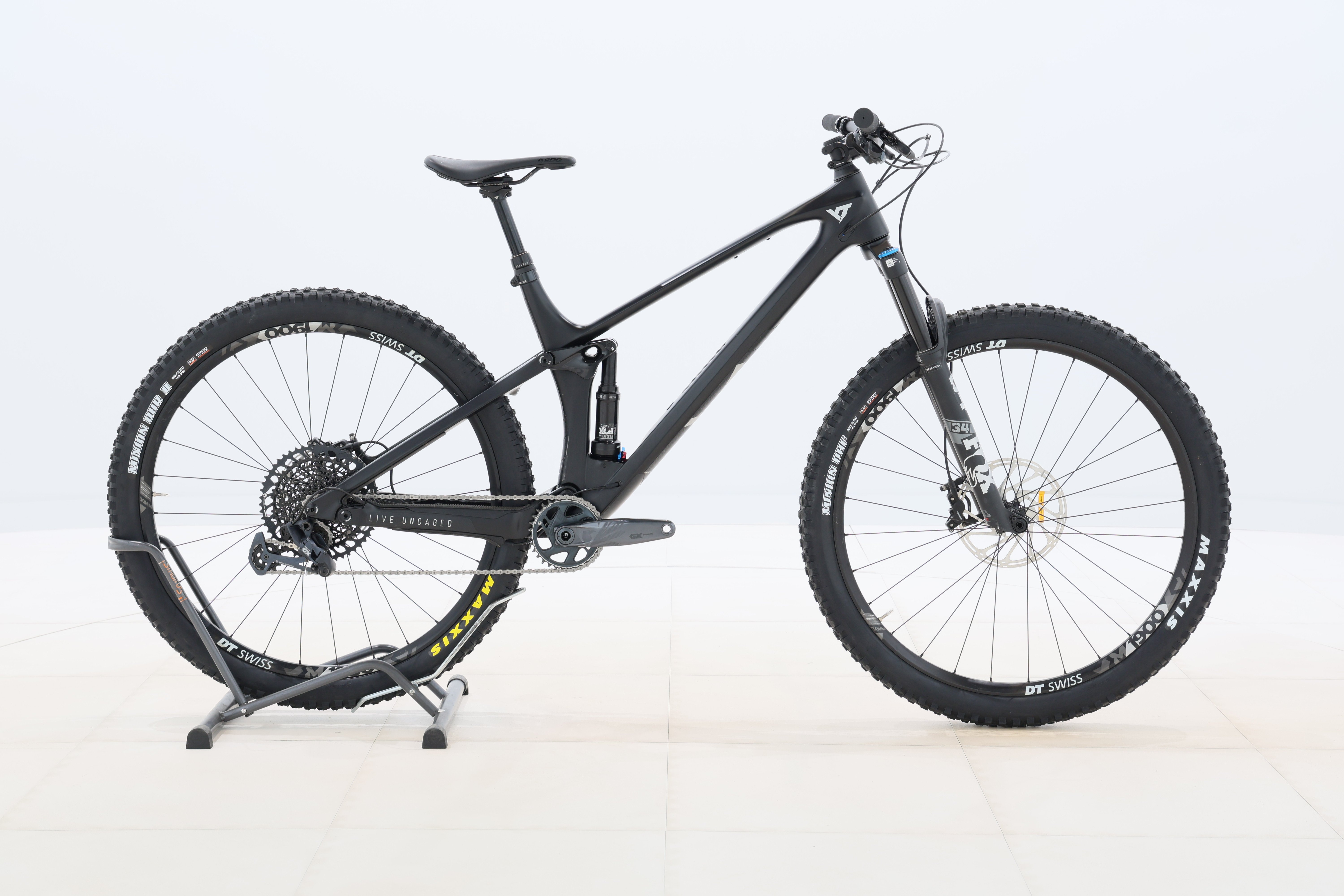 cc942537-de5c-4c28-b509-cddeb50e2f00