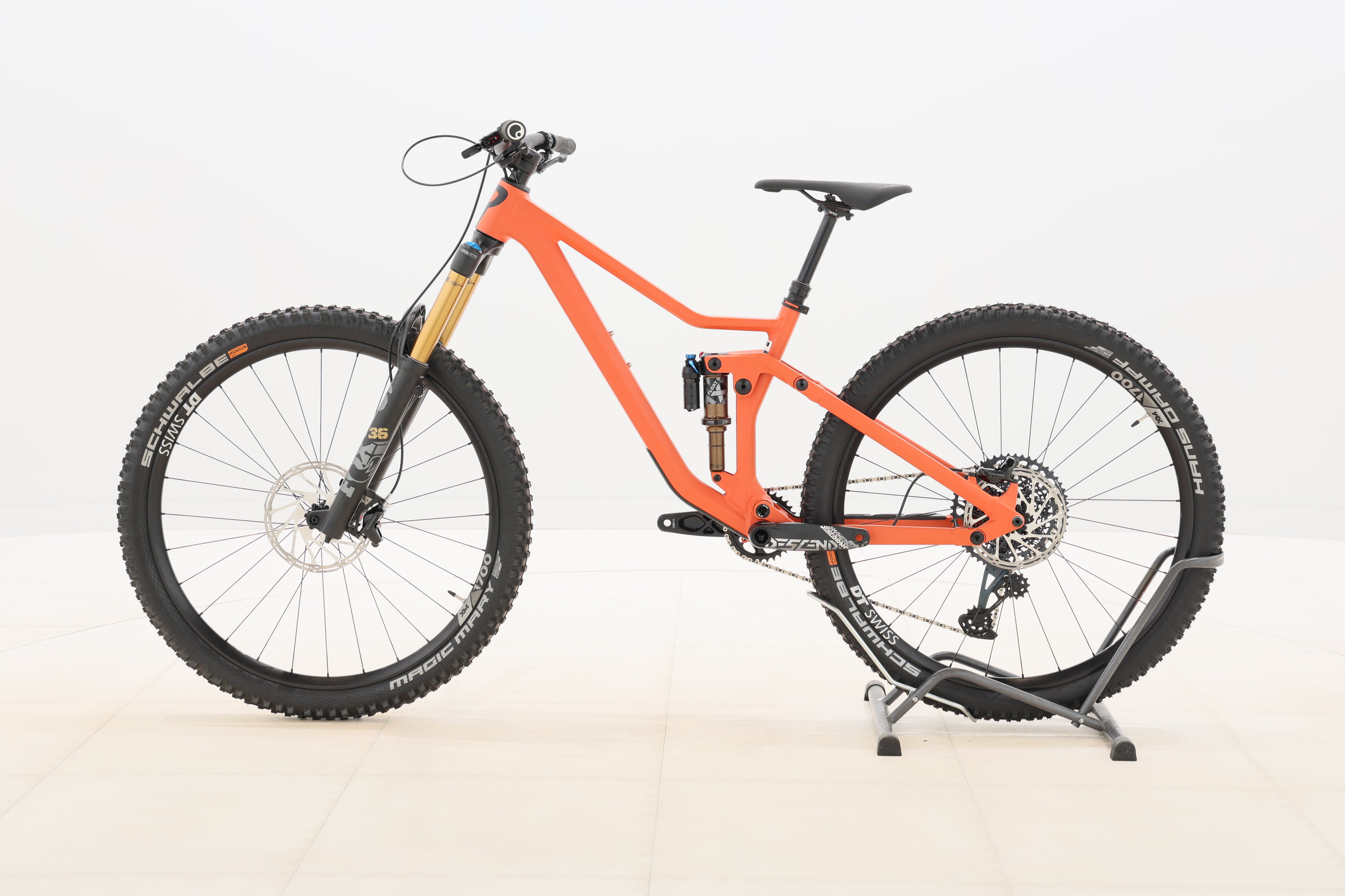 a29f3a84-06fb-4ff5-9737-19947199c1e9