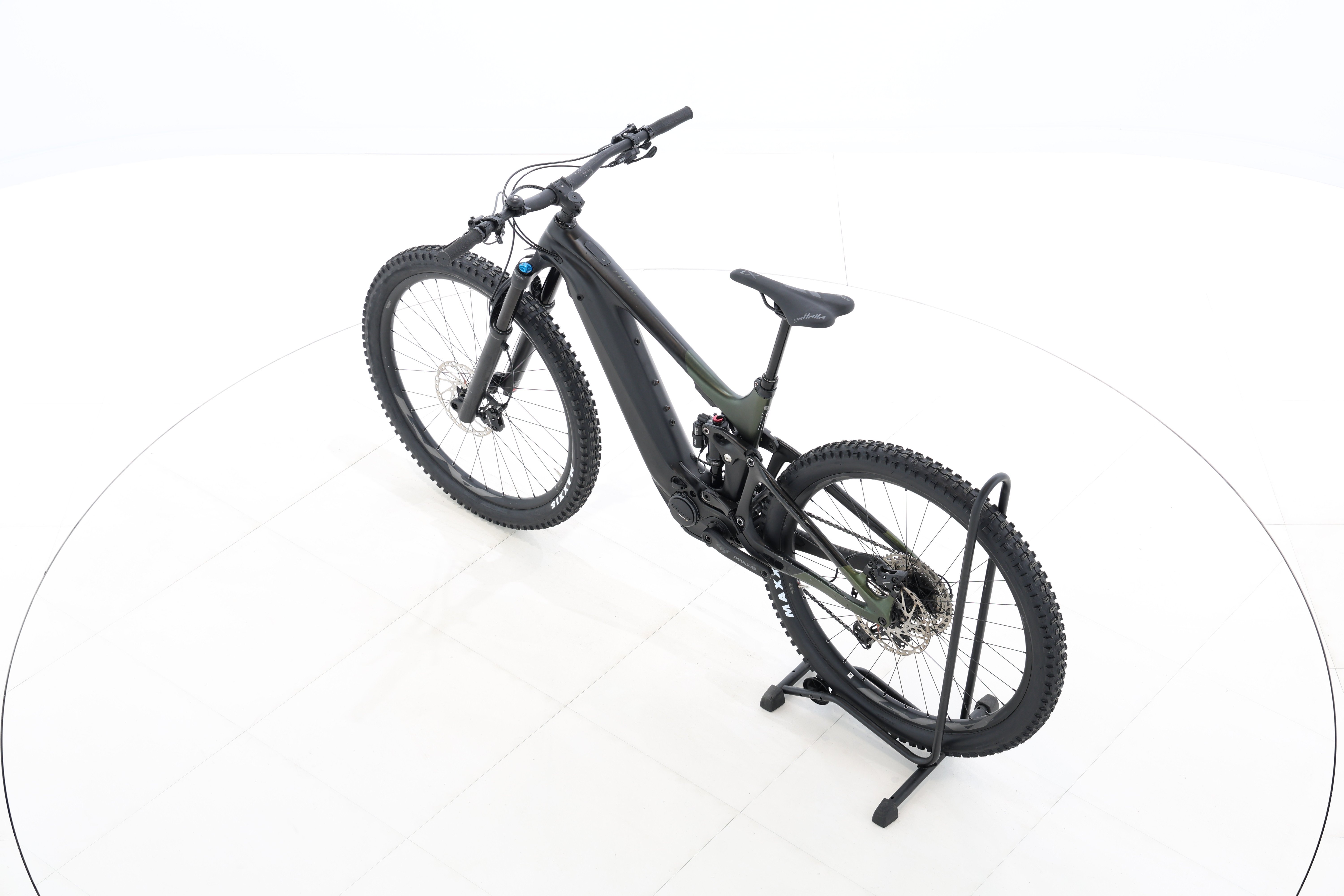 ad14fdb4-4b4c-4fd6-8cca-cb5b6d79319b