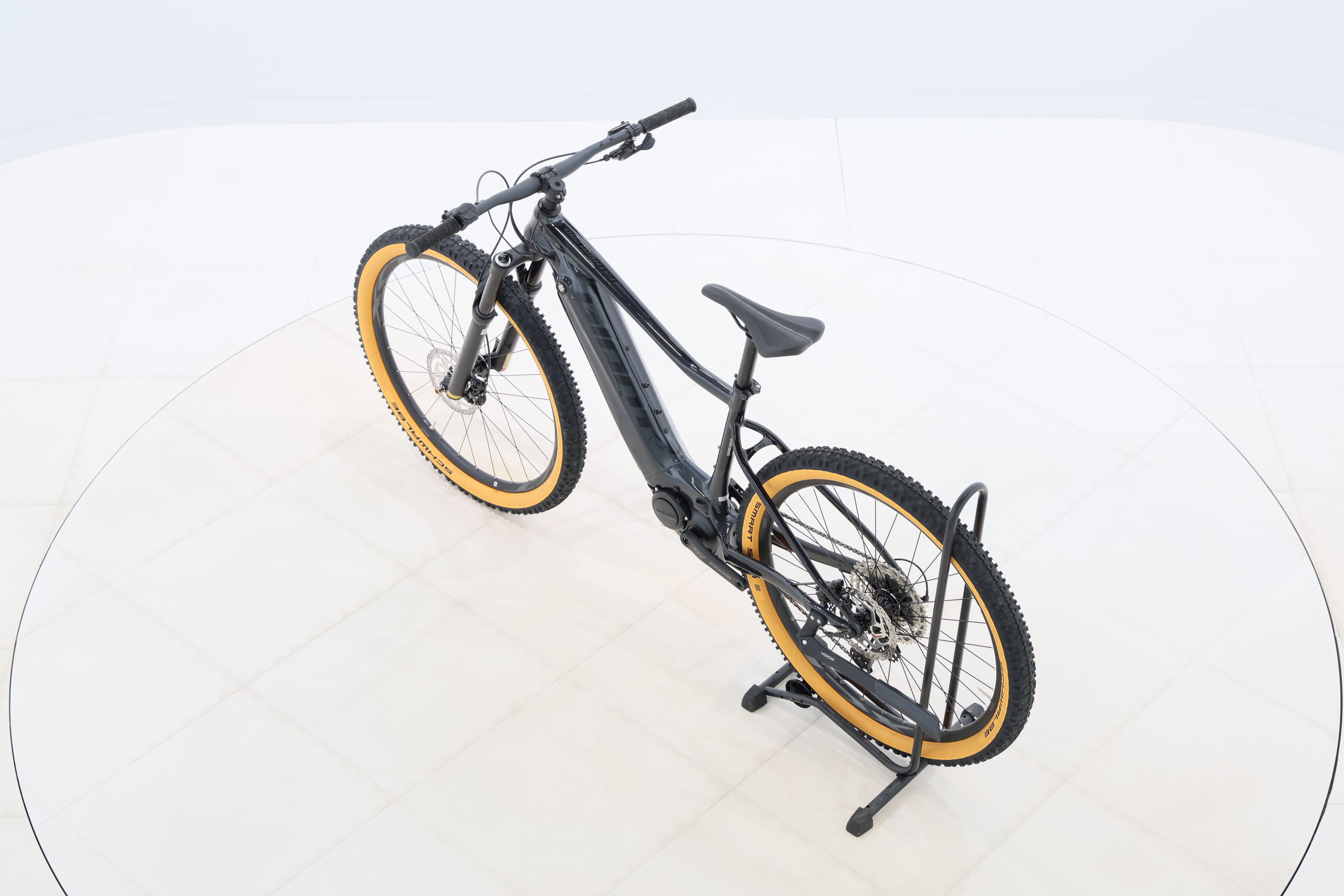 b3a07ee1-0ebc-4c74-b6e7-e53d15a65472