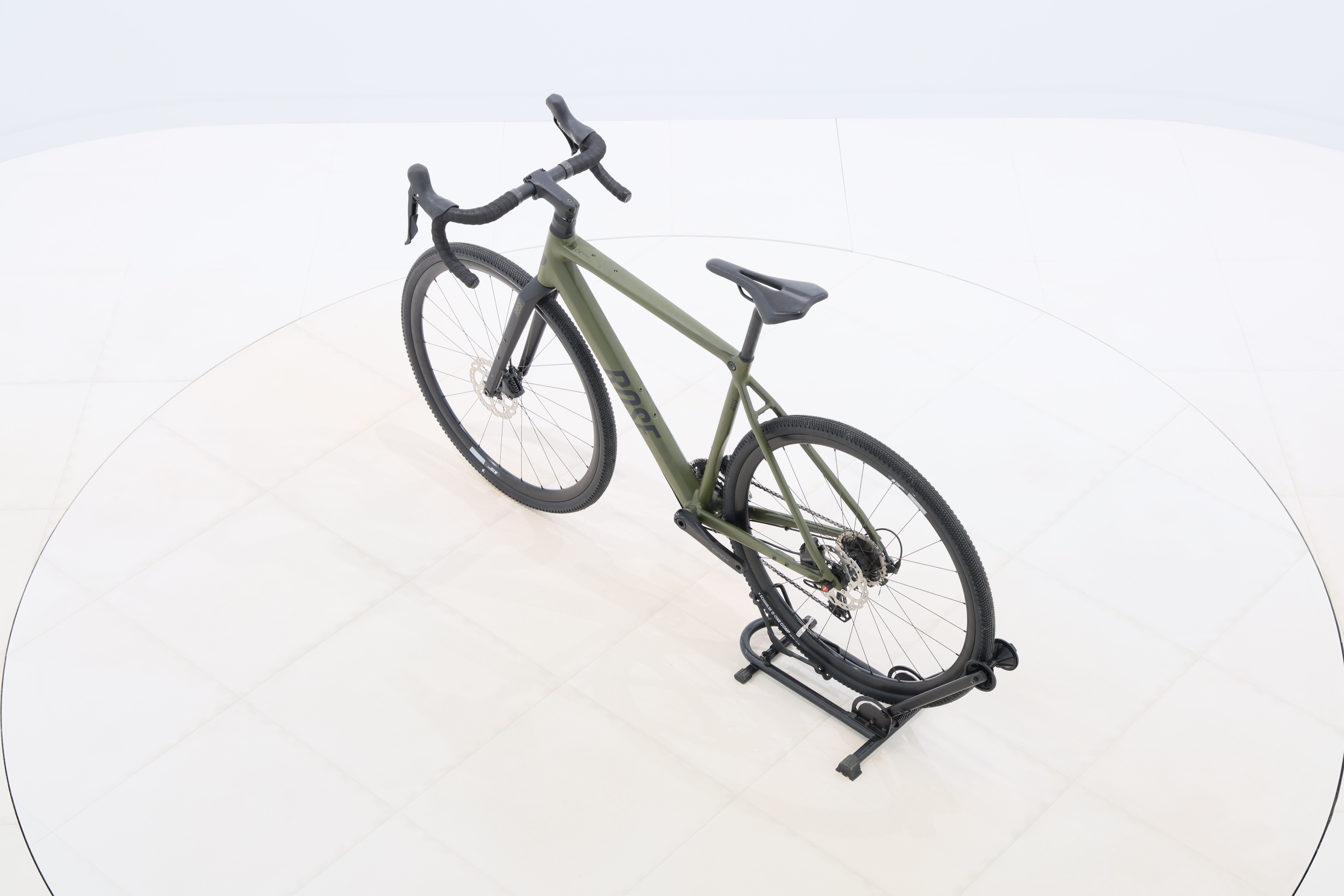 11fd8920-7f53-4593-bc1c-6a3a07ae799d