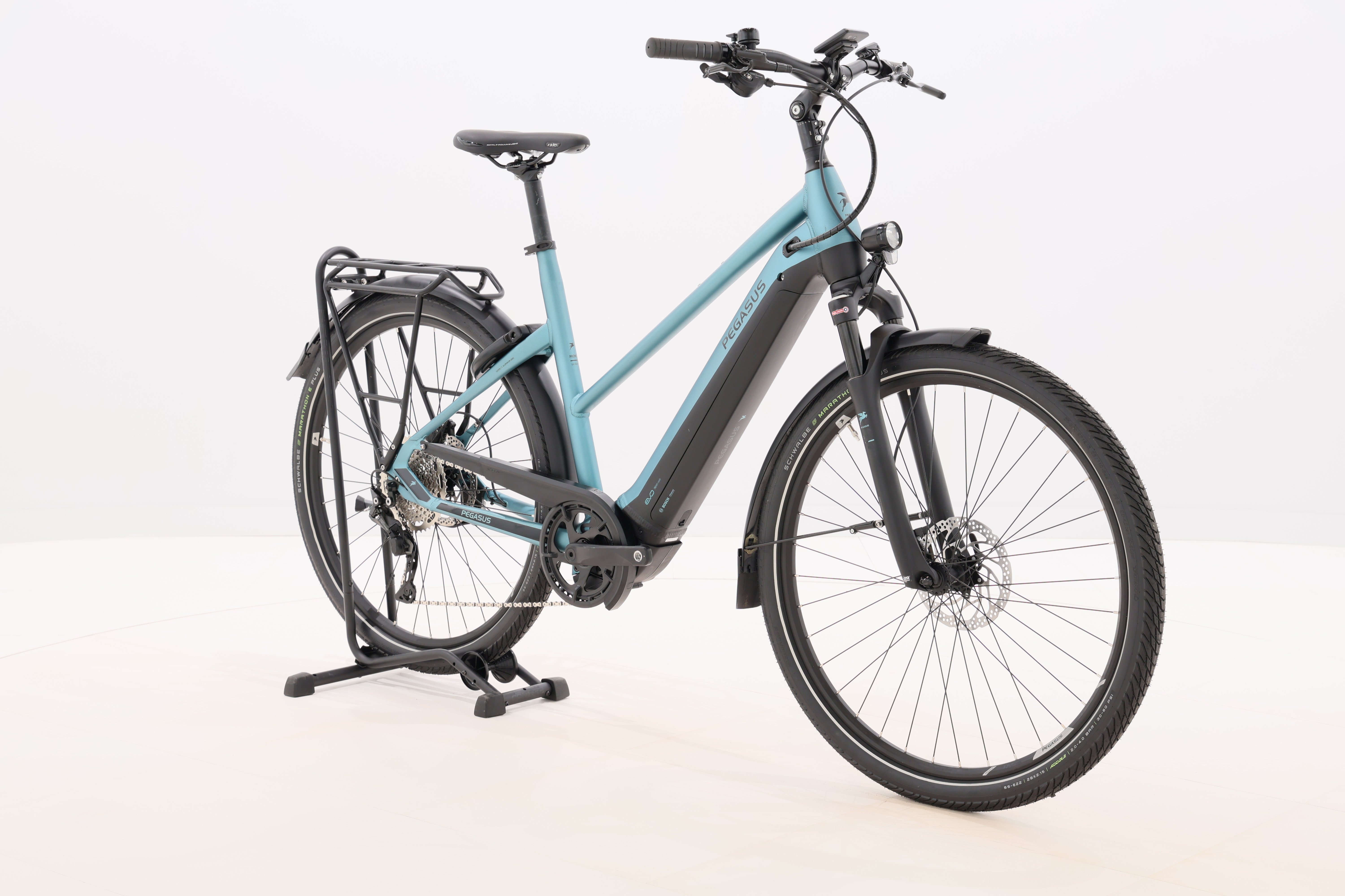 c0989d3a-abb6-4247-aca5-2035a1a2ee40