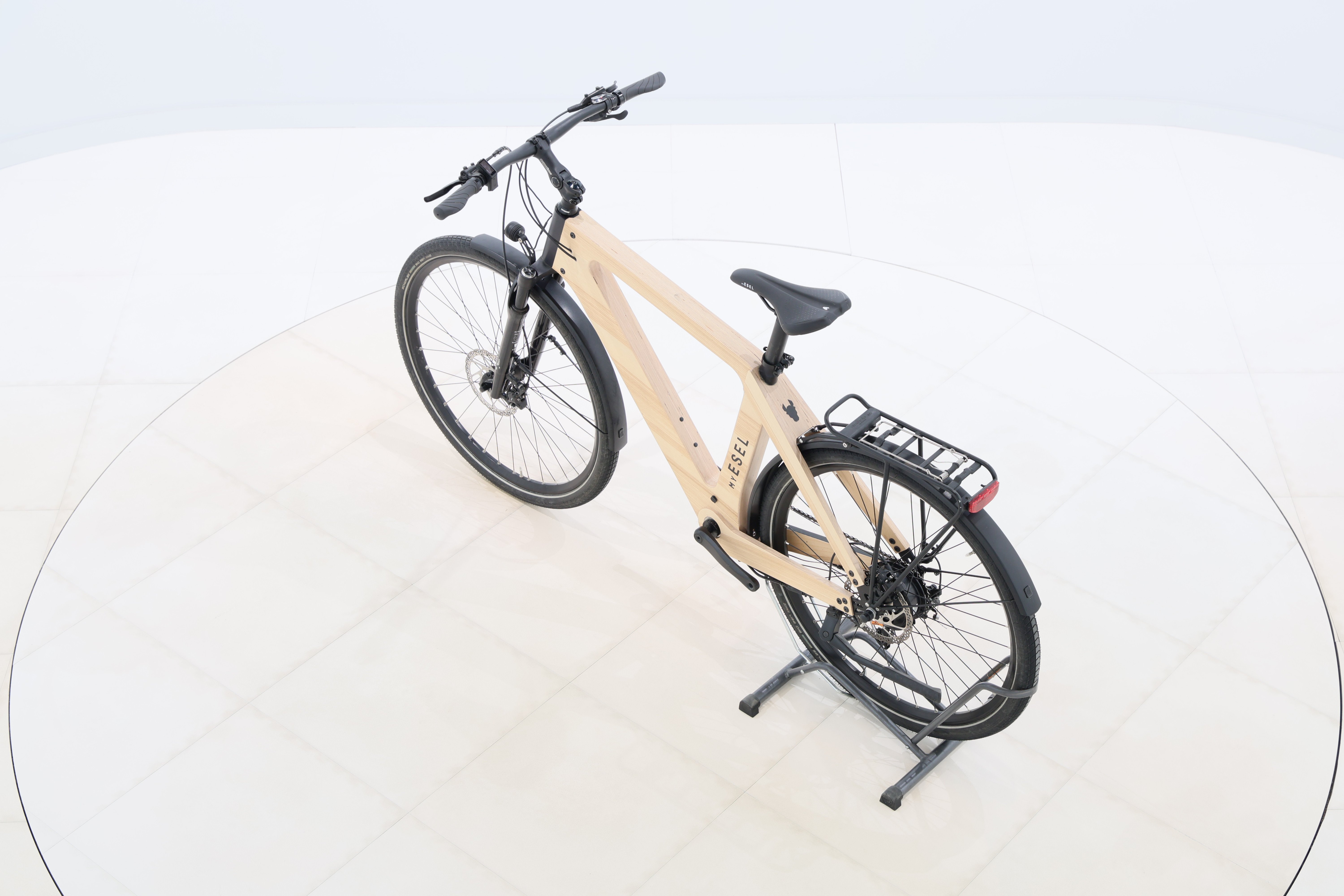 fc70cb27-e2bd-4905-b699-fb48af2431c8