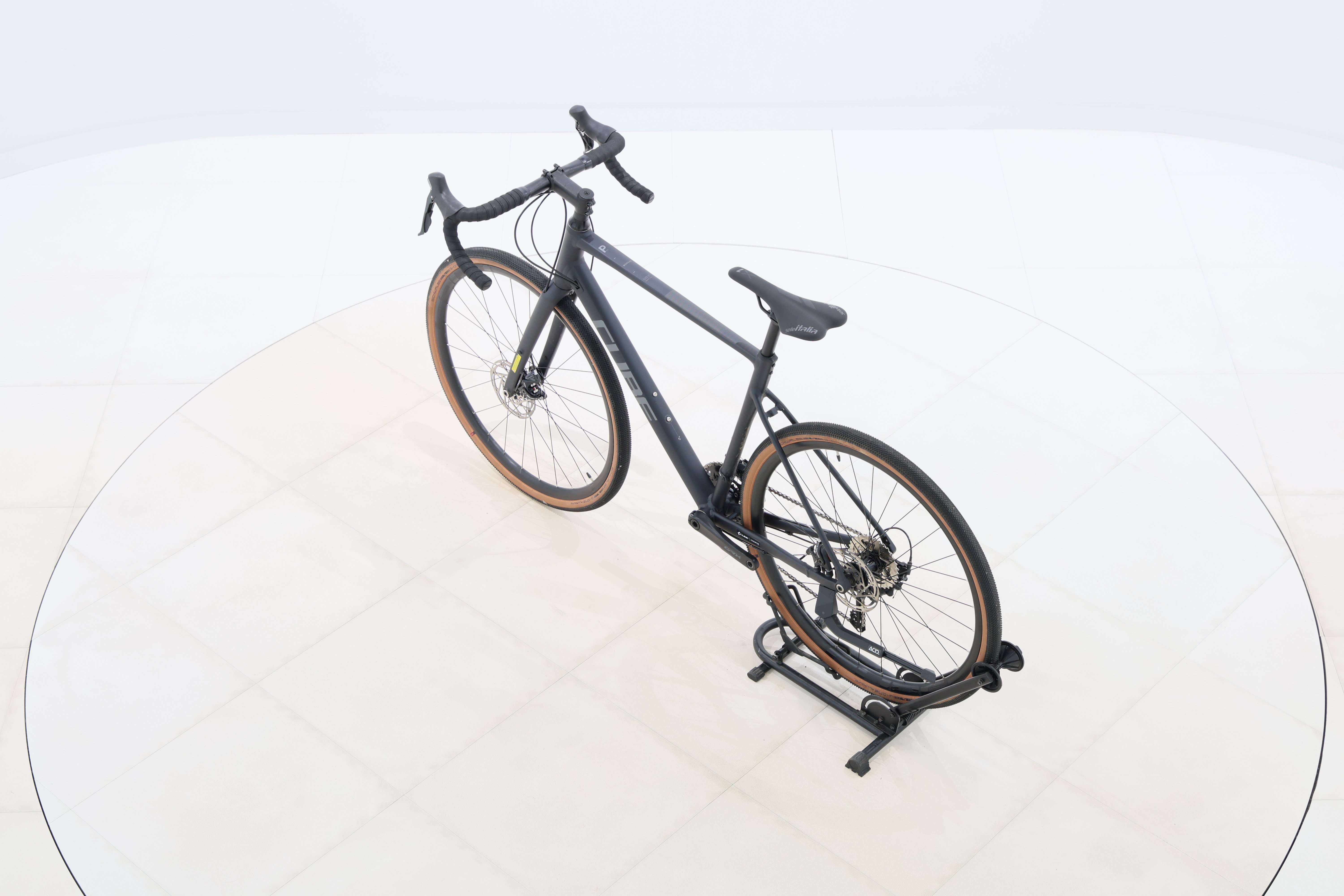 1ed55167-d828-44f0-ae26-ba8dede1a584