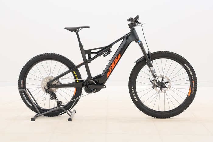 Ktm MACINA KAPOHO MASTER 2023
