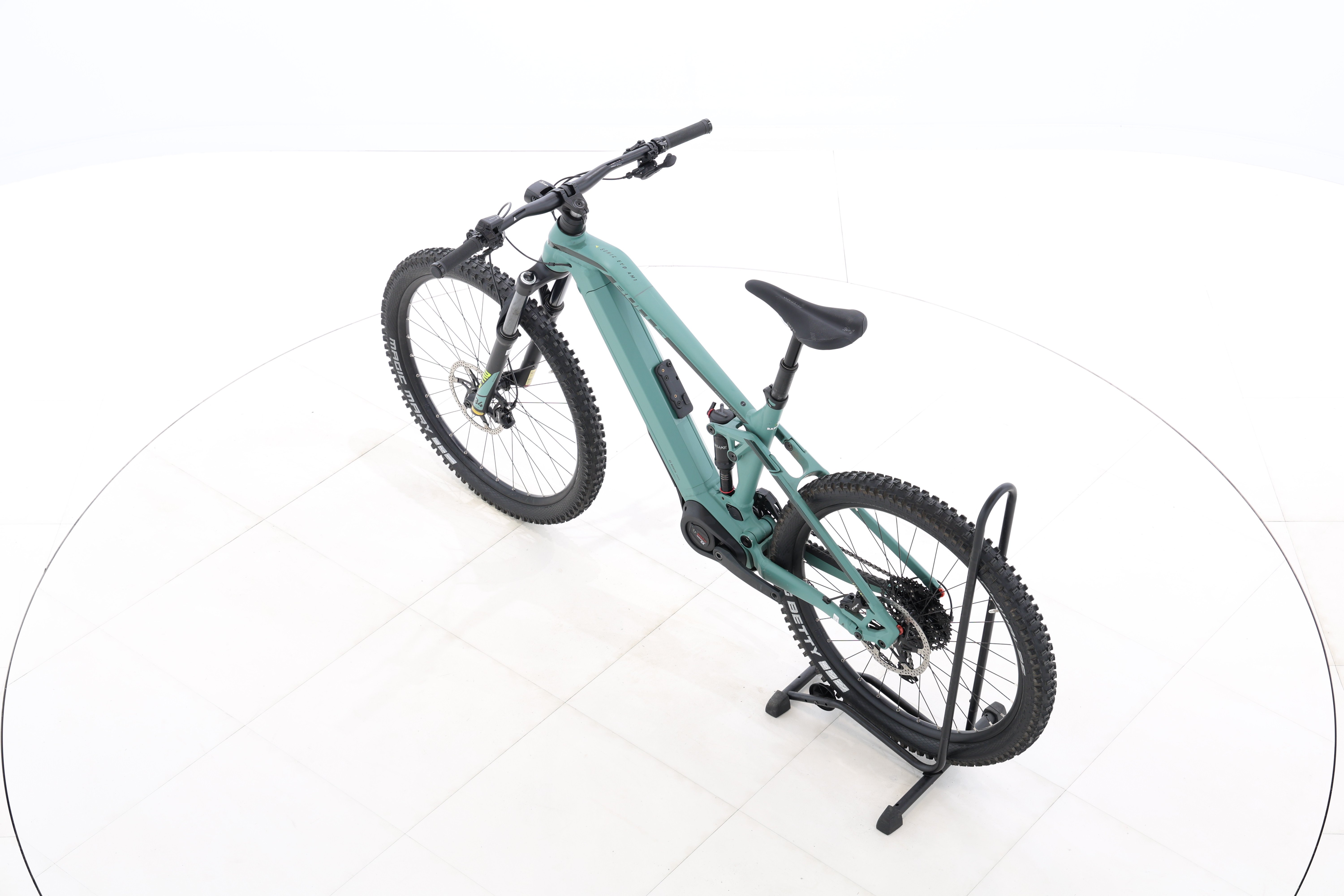 0b118026-891b-4220-9bcc-048c206540f3