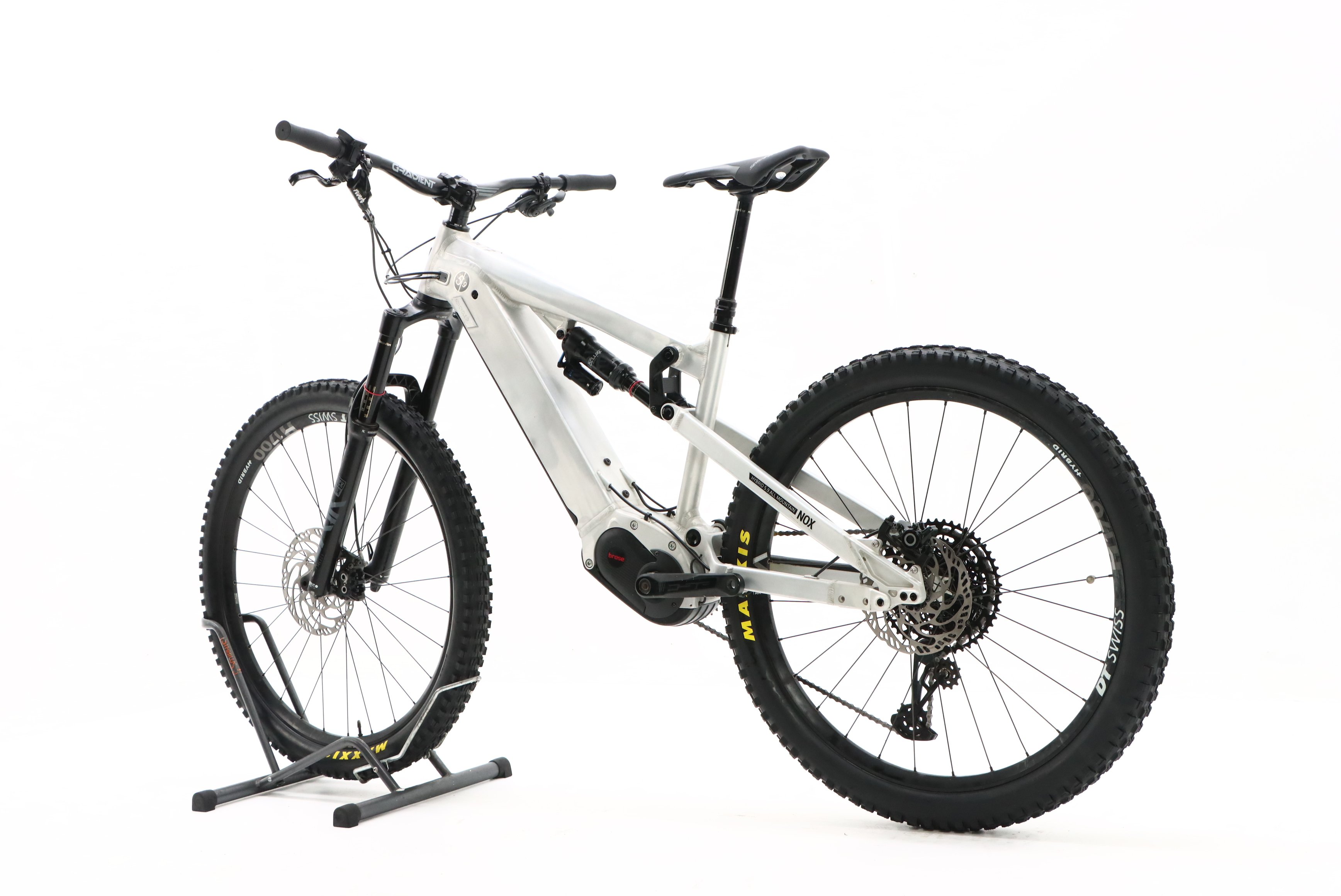 37b527c4-12ff-4275-8f92-4675e80ce79e