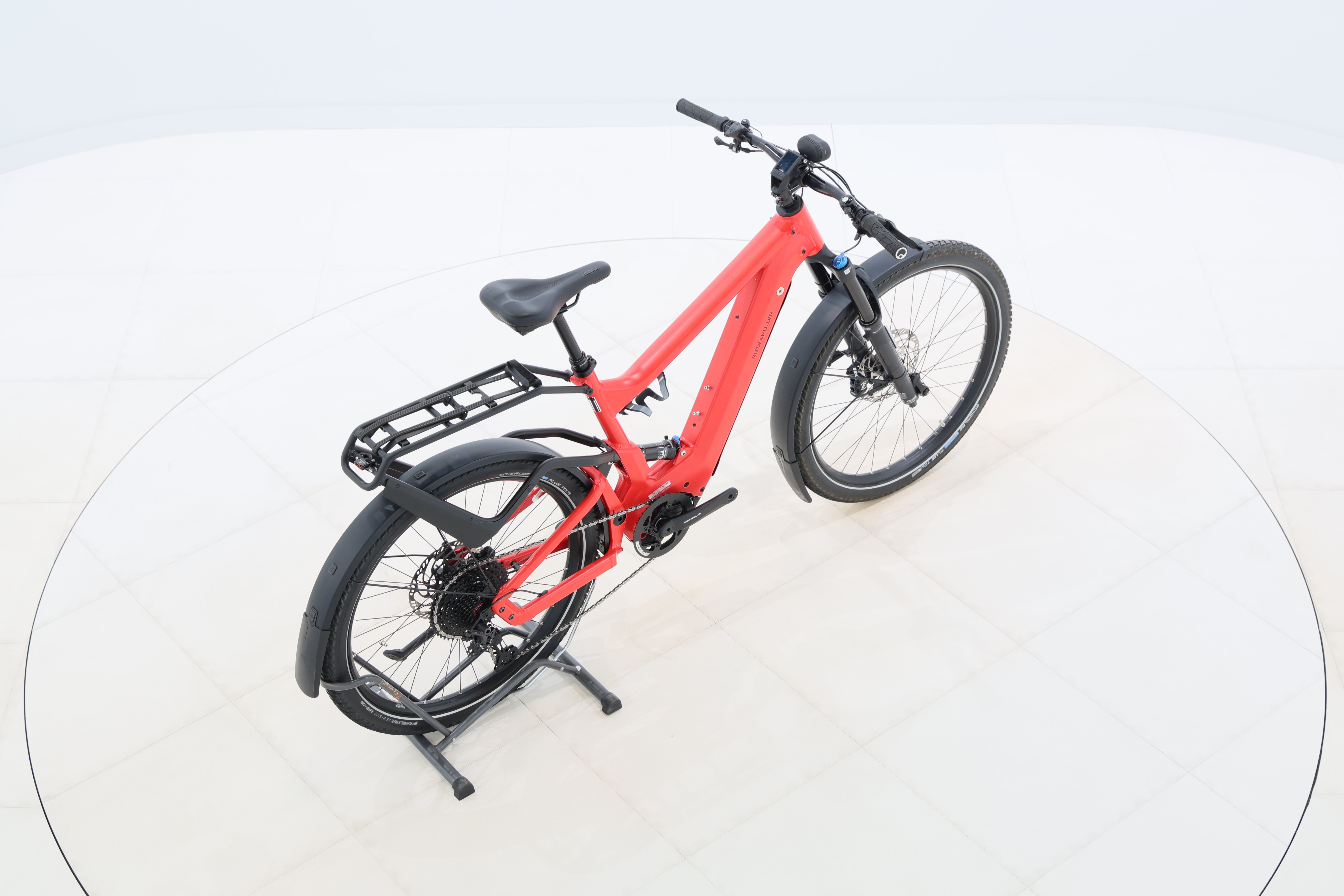 d8a6e47f-d171-460a-9833-5bd24f34b721