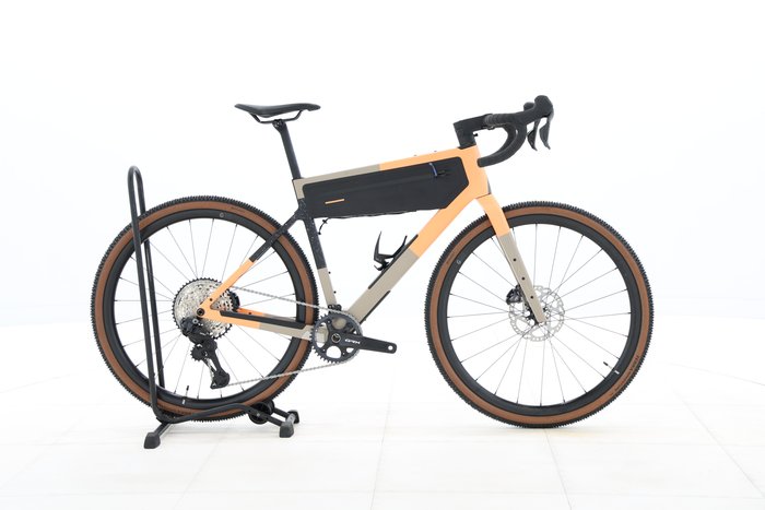 Rose Backroad GRX 825 Di2 2025