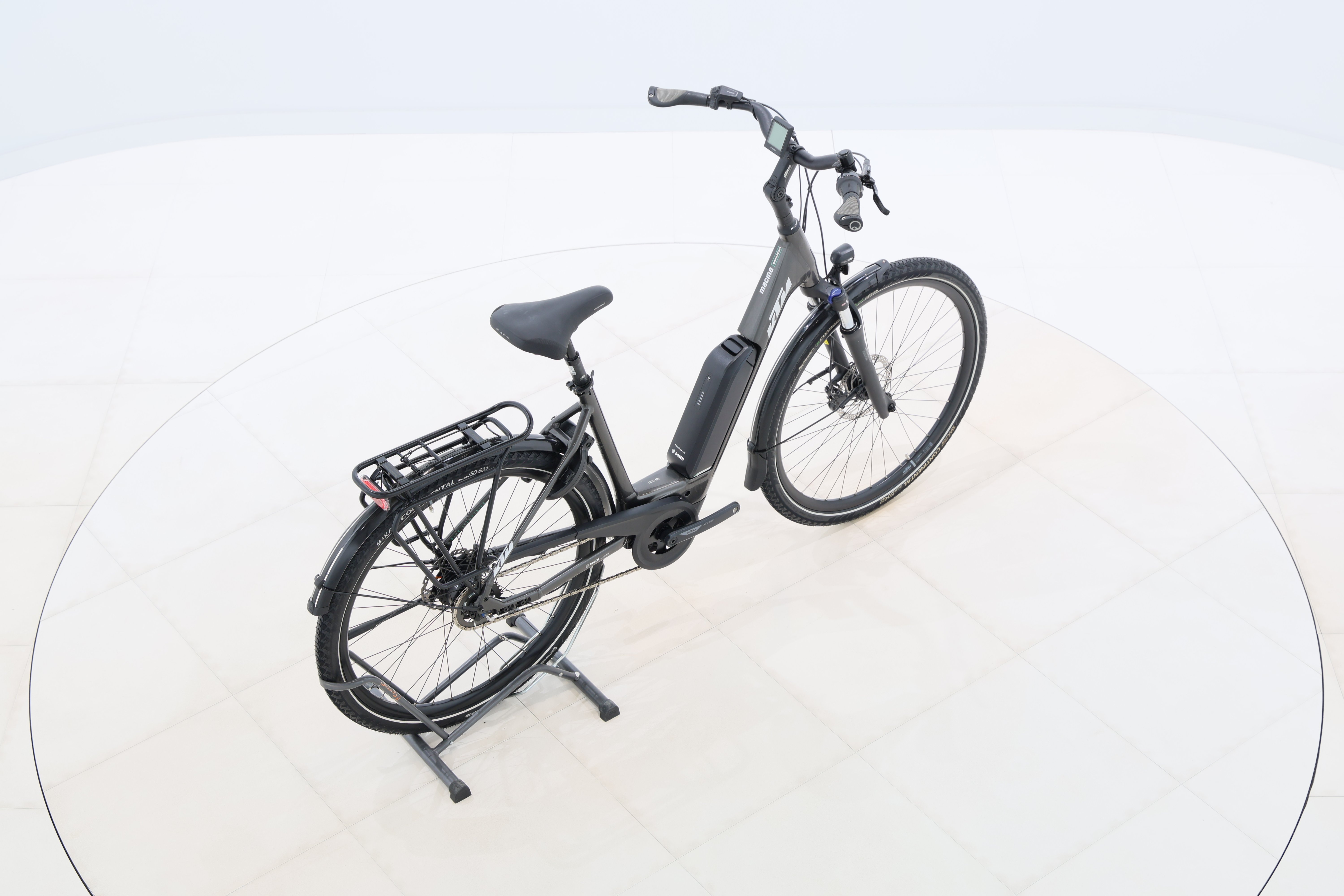 8e3a2084-e0e4-46bd-b488-78dbc9bd99df