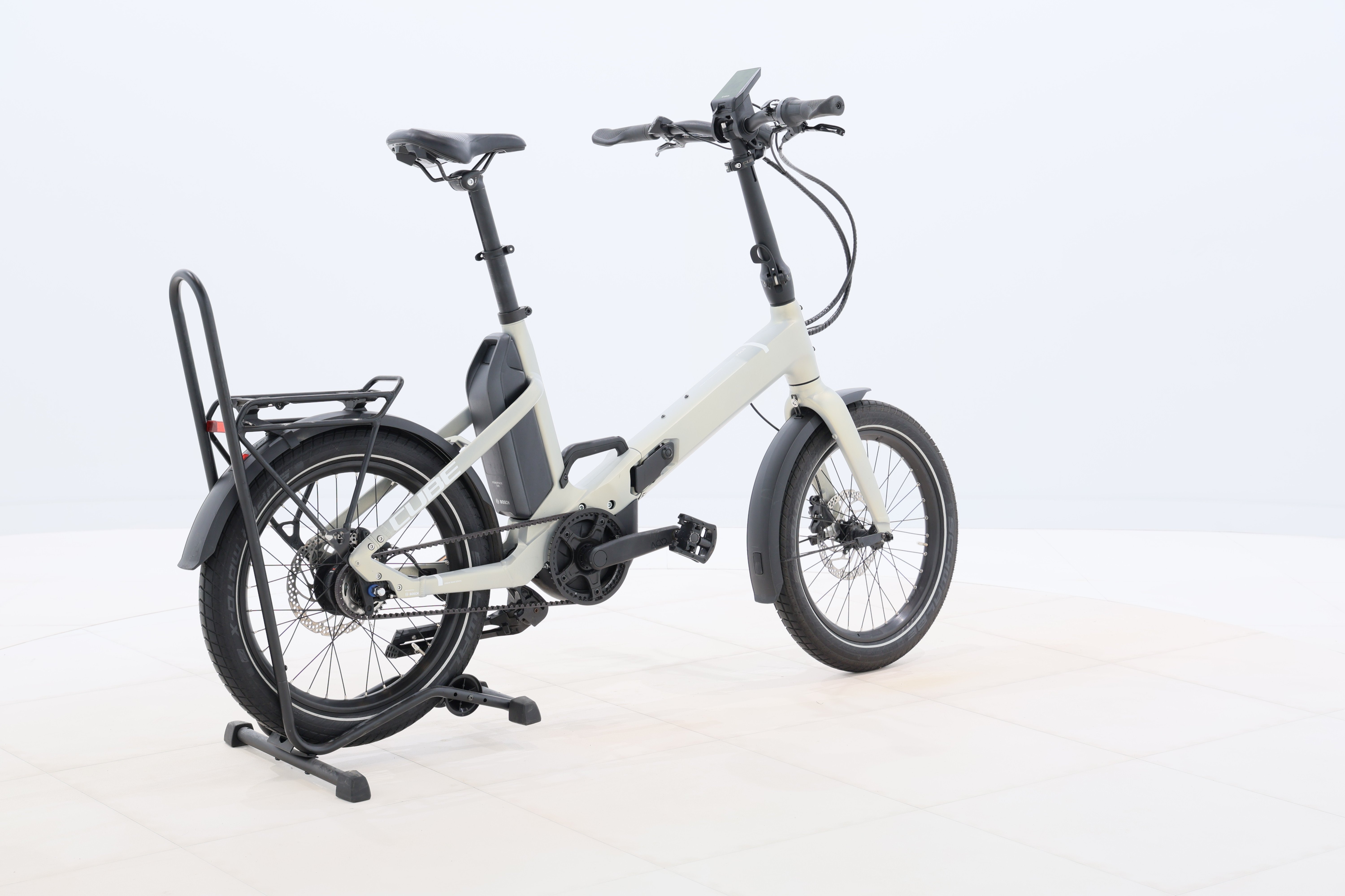 3a5668f1-a7f7-4834-9a8e-6d7a5f30fa92