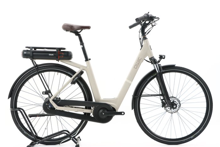 Qwic Premium MN7D+ 2023