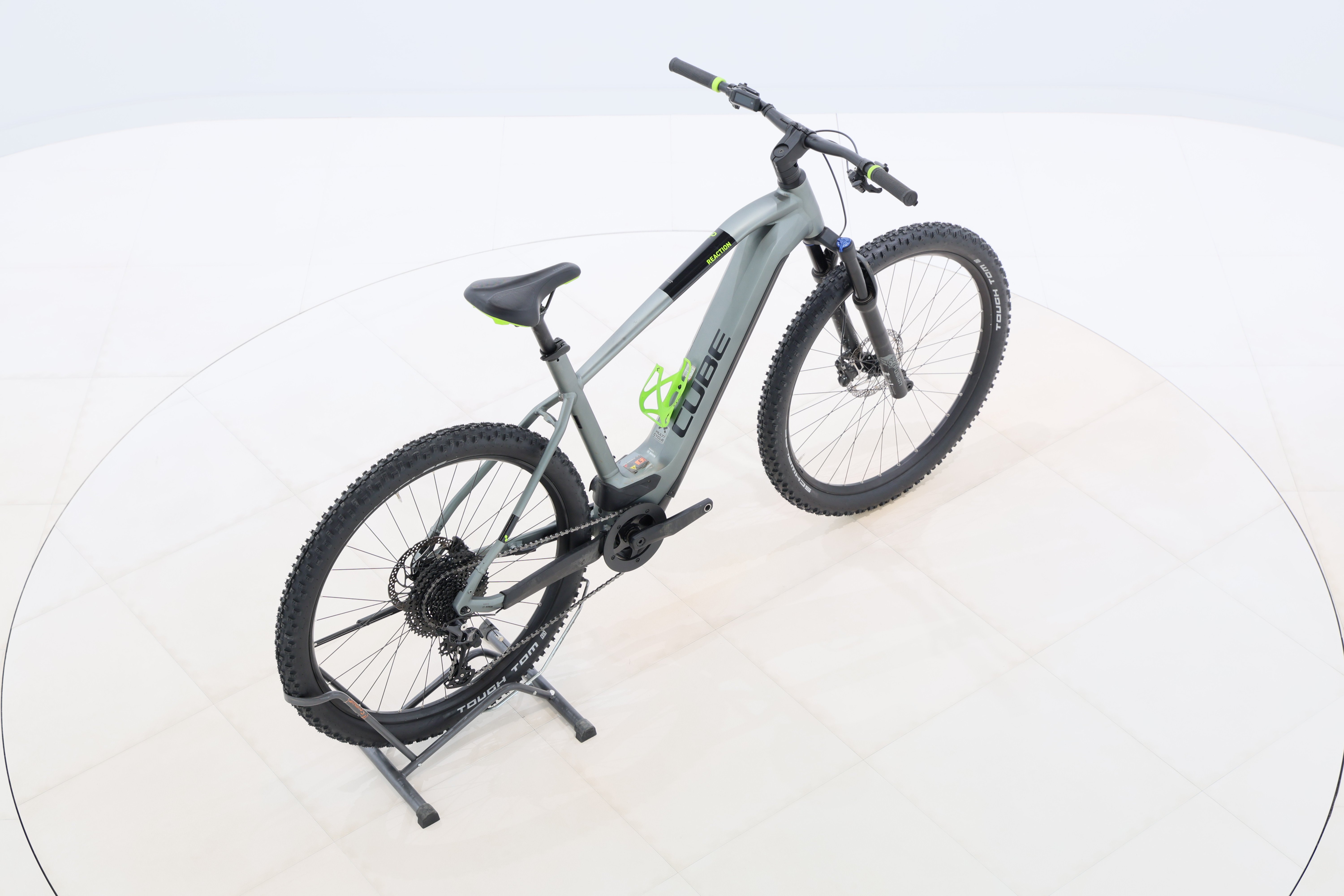 a67d5982-83e6-472d-942a-8f96517ad1b8