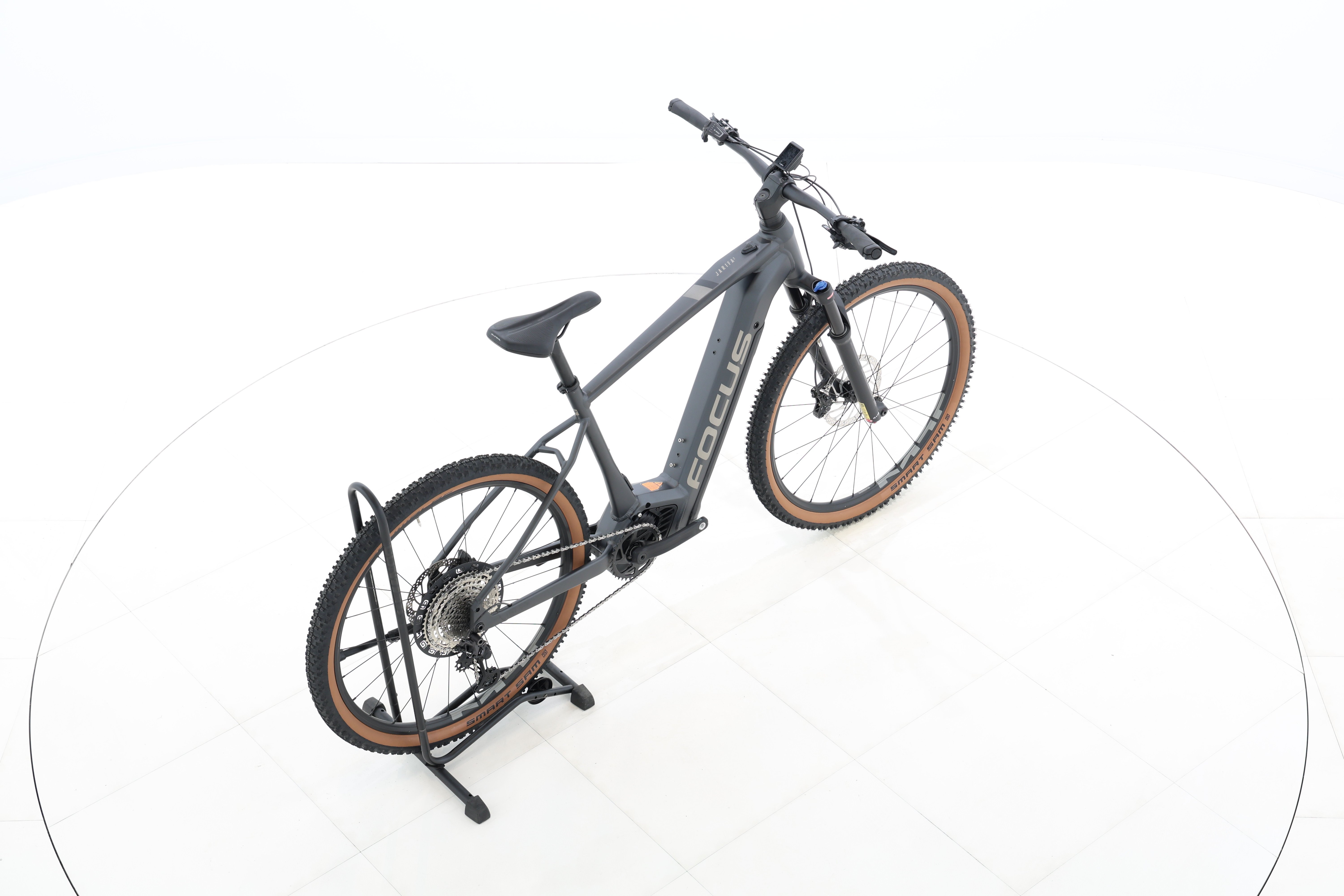 92a57c6a-4c47-4140-bf2f-b841a05894a1