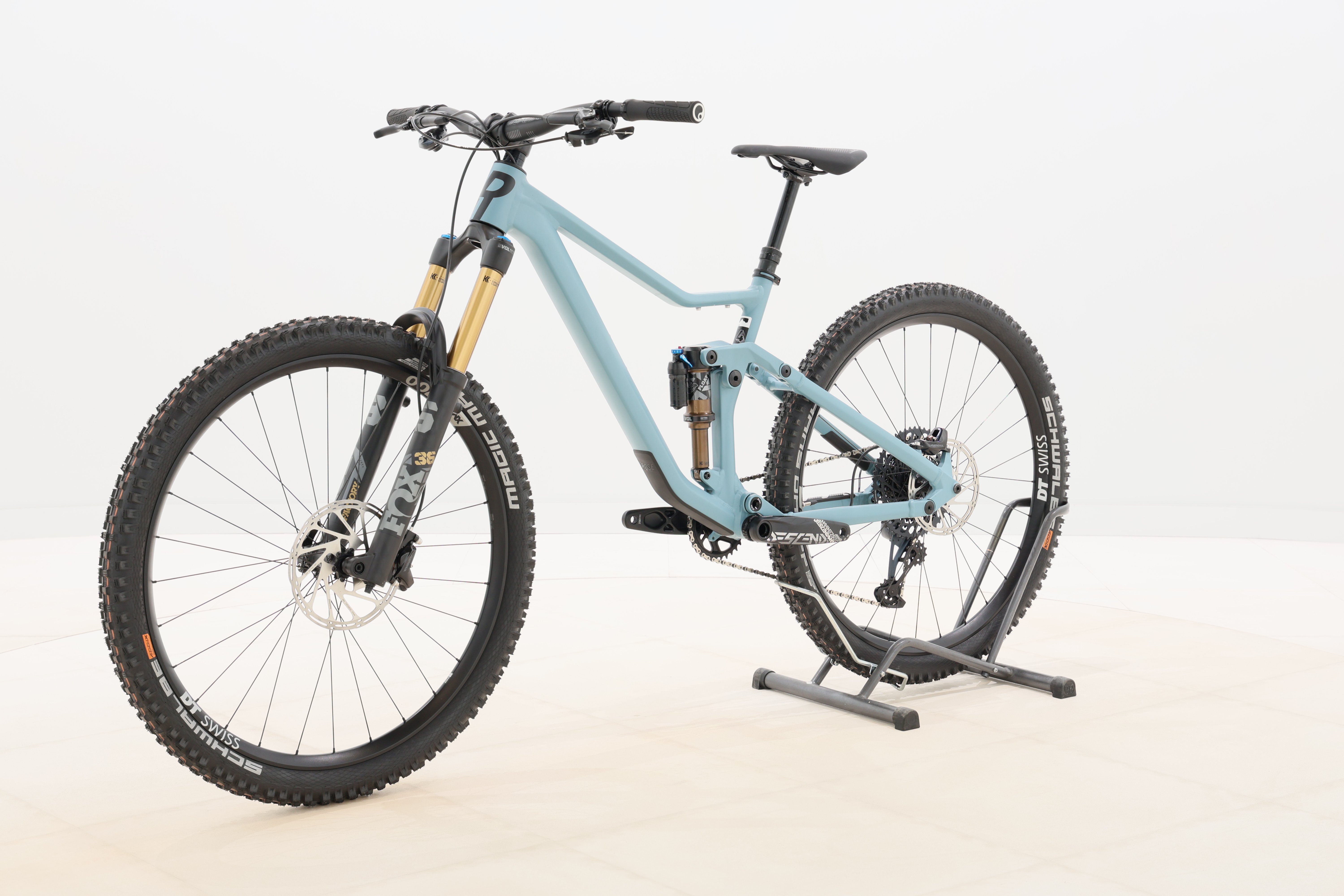 5d9cbfd3-be09-4b33-baea-a95078c81f42