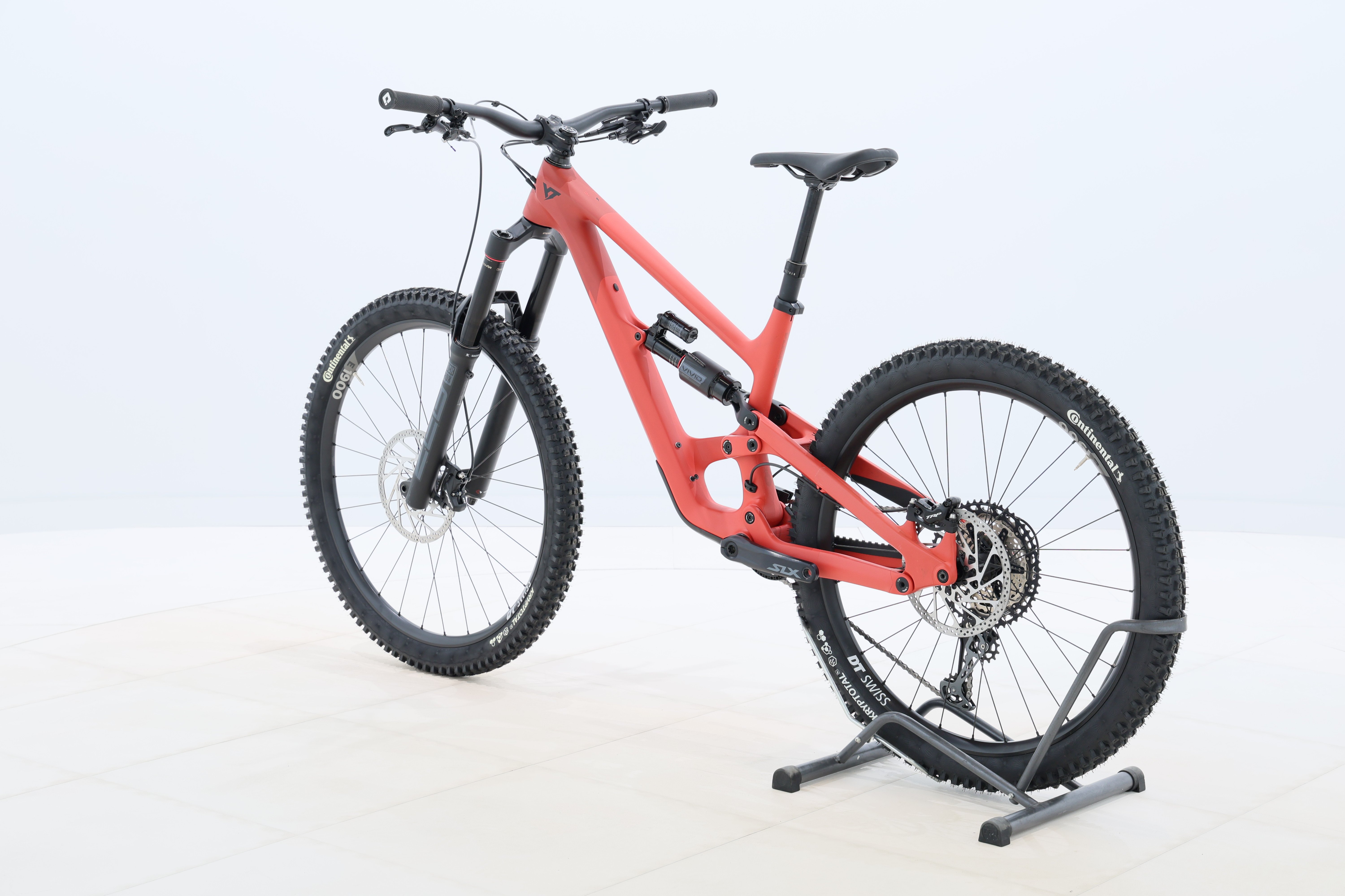 adce146e-2c85-4fc4-9ef2-47e51811c3b4