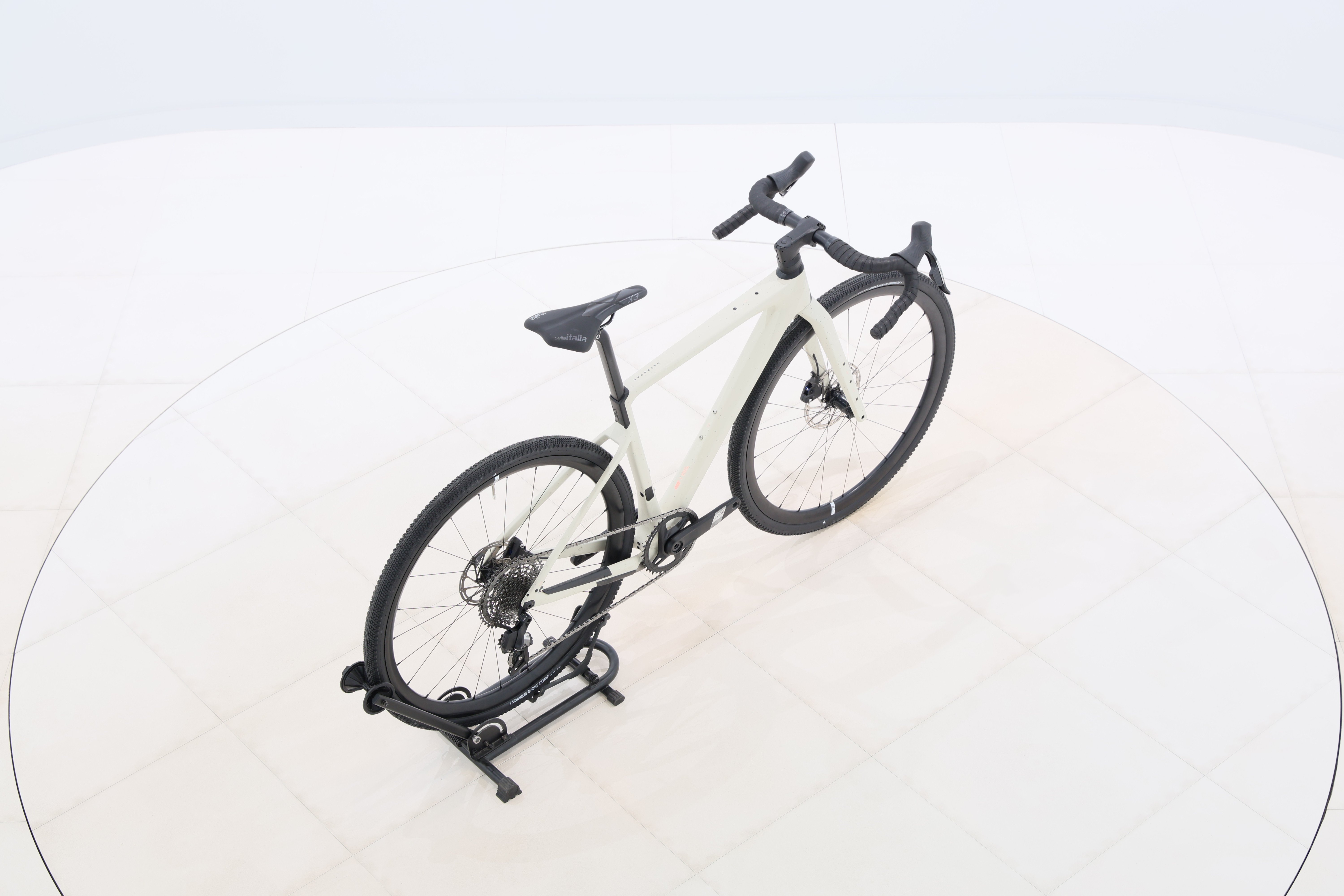 e906fe4d-cdbb-46fb-b360-43923e8cb7fa