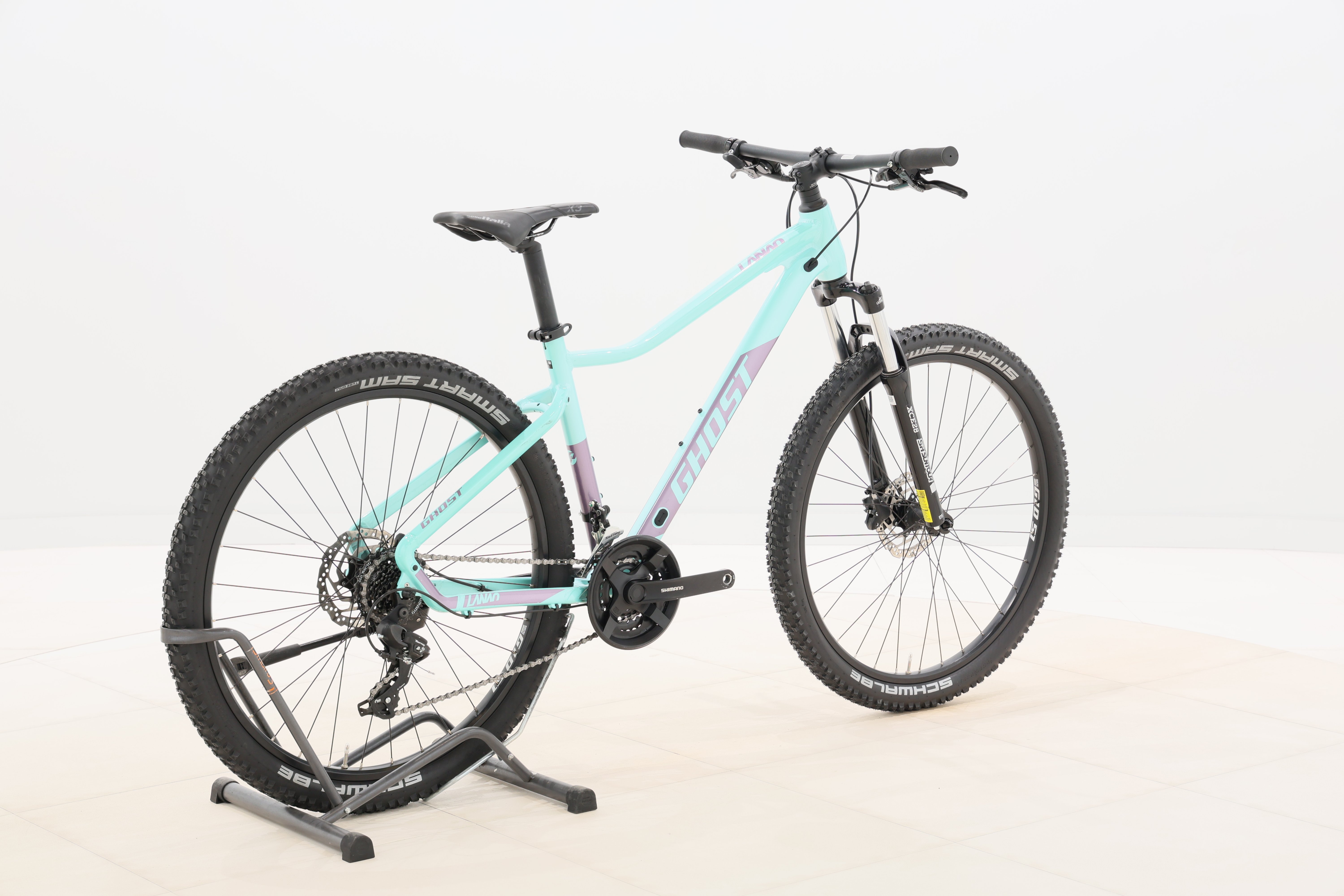 6c16645e-db59-4c47-8f9a-f1dd9d21655b