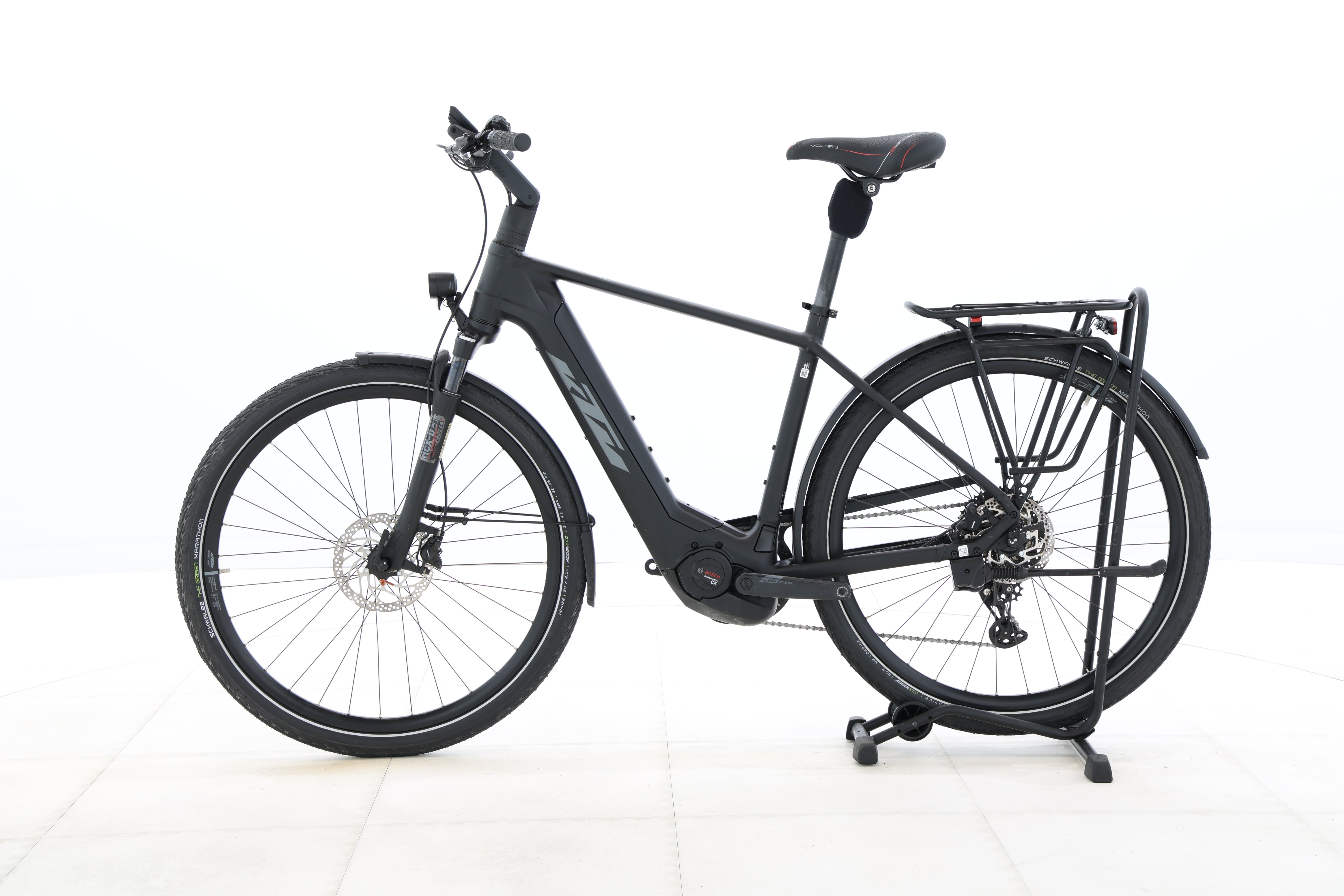 136b250f-6f92-448f-9aab-c634bf30d6ce