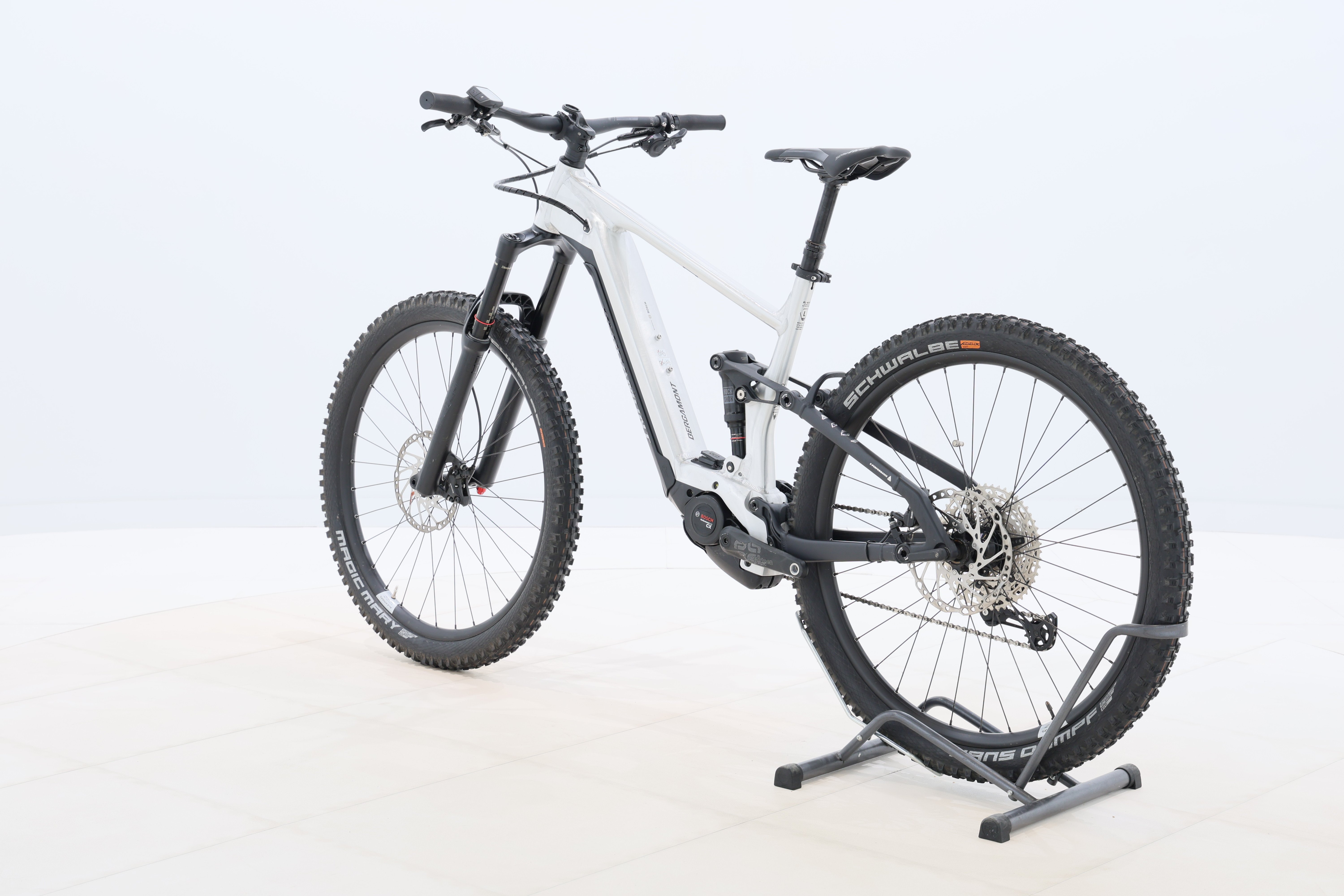 21360c78-3fd6-4cfd-8f7b-2ca5f525f9d2