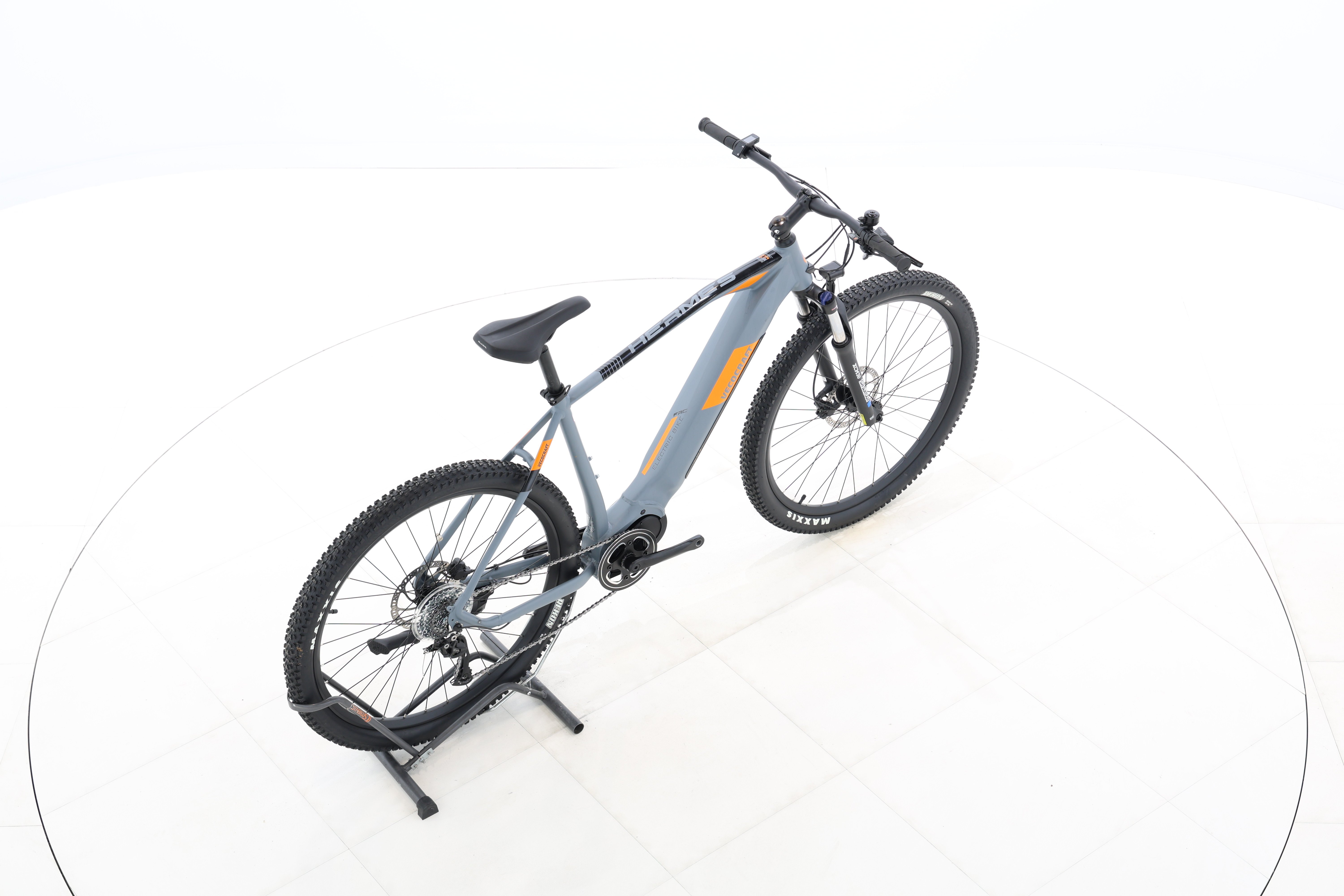 c41d3a90-d379-4f6e-9646-ef79e44b5816