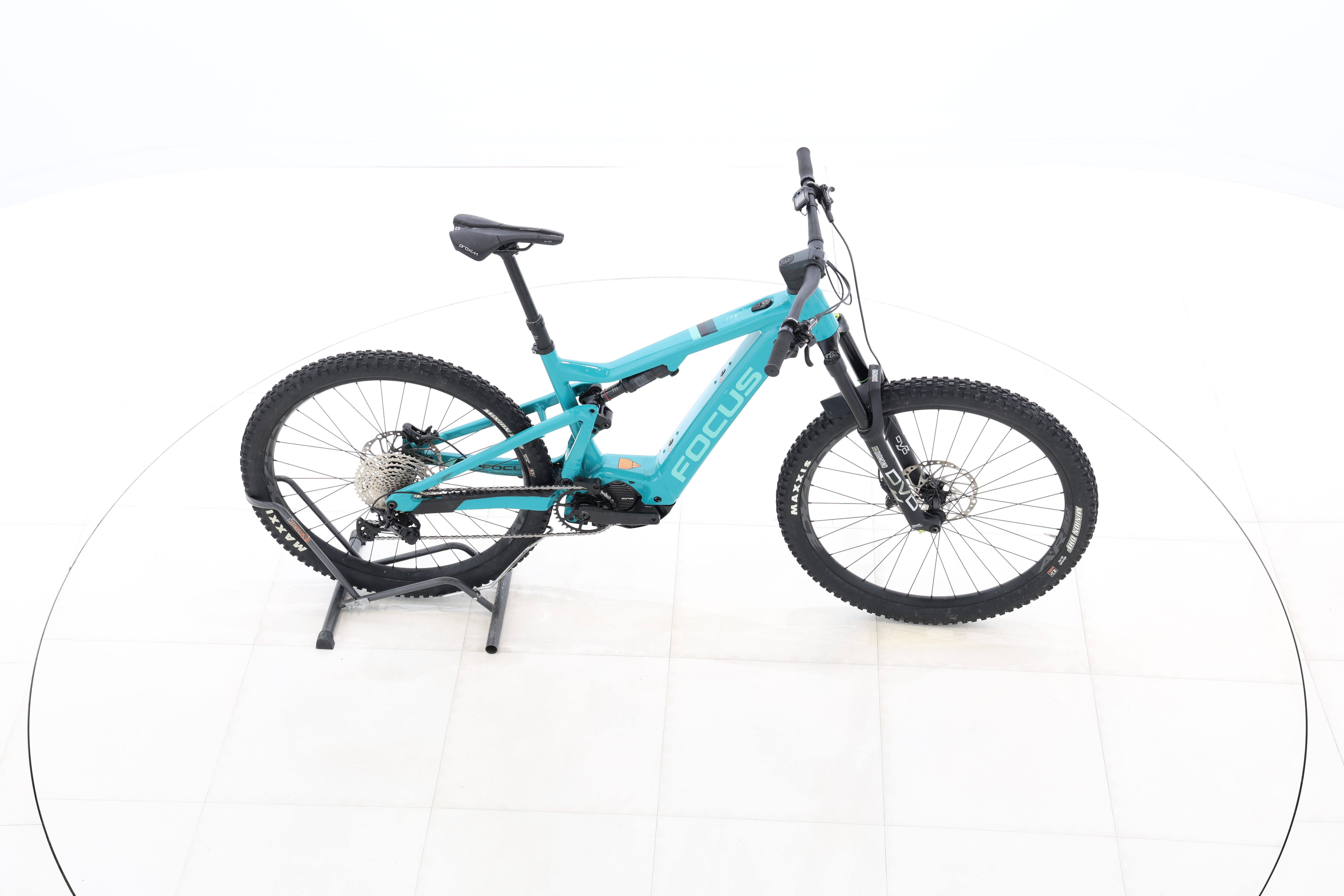 b0b97835-f992-4230-a48b-16f47c806427