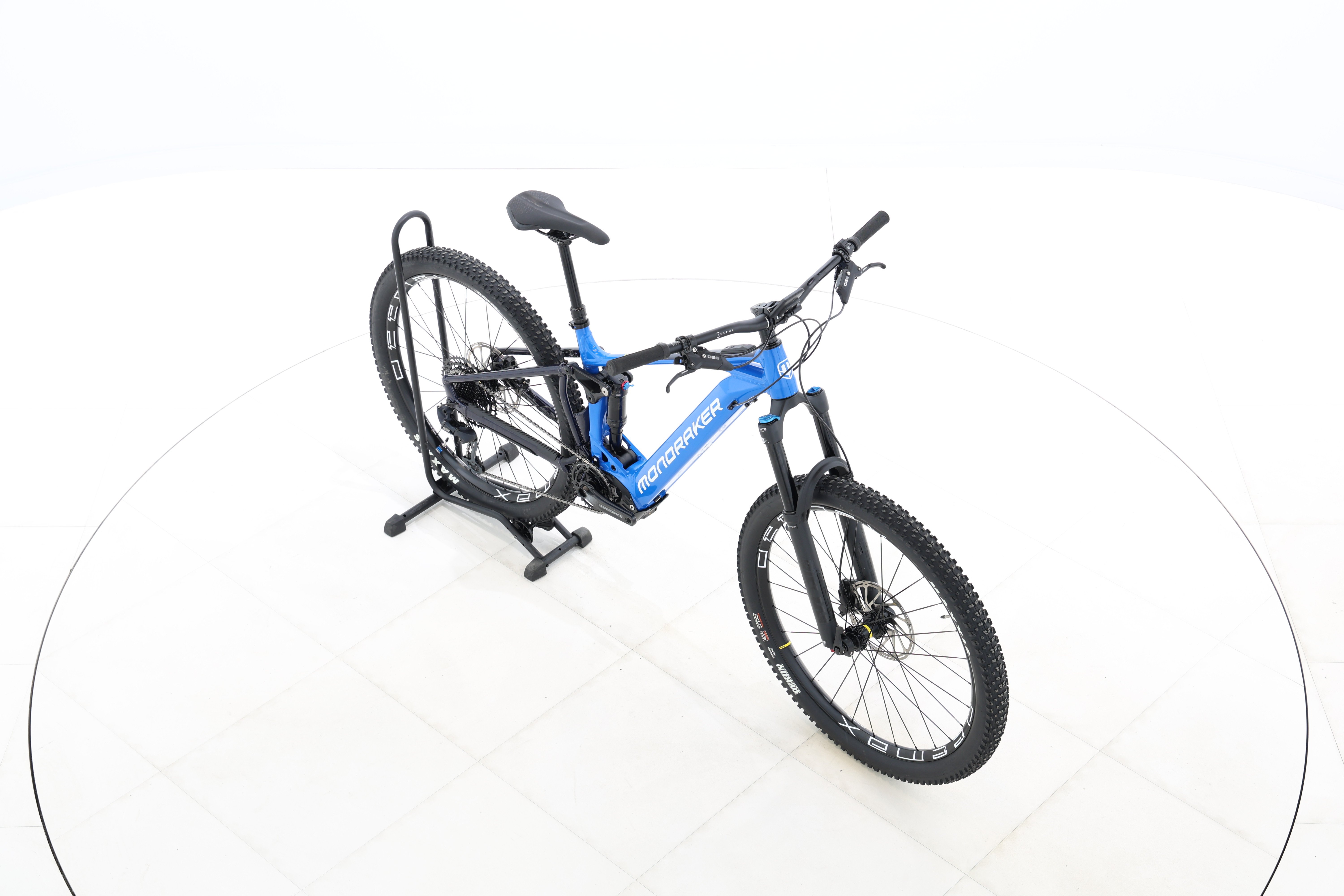 ef2750ff-24d1-44dc-8b53-4ba251b83e50