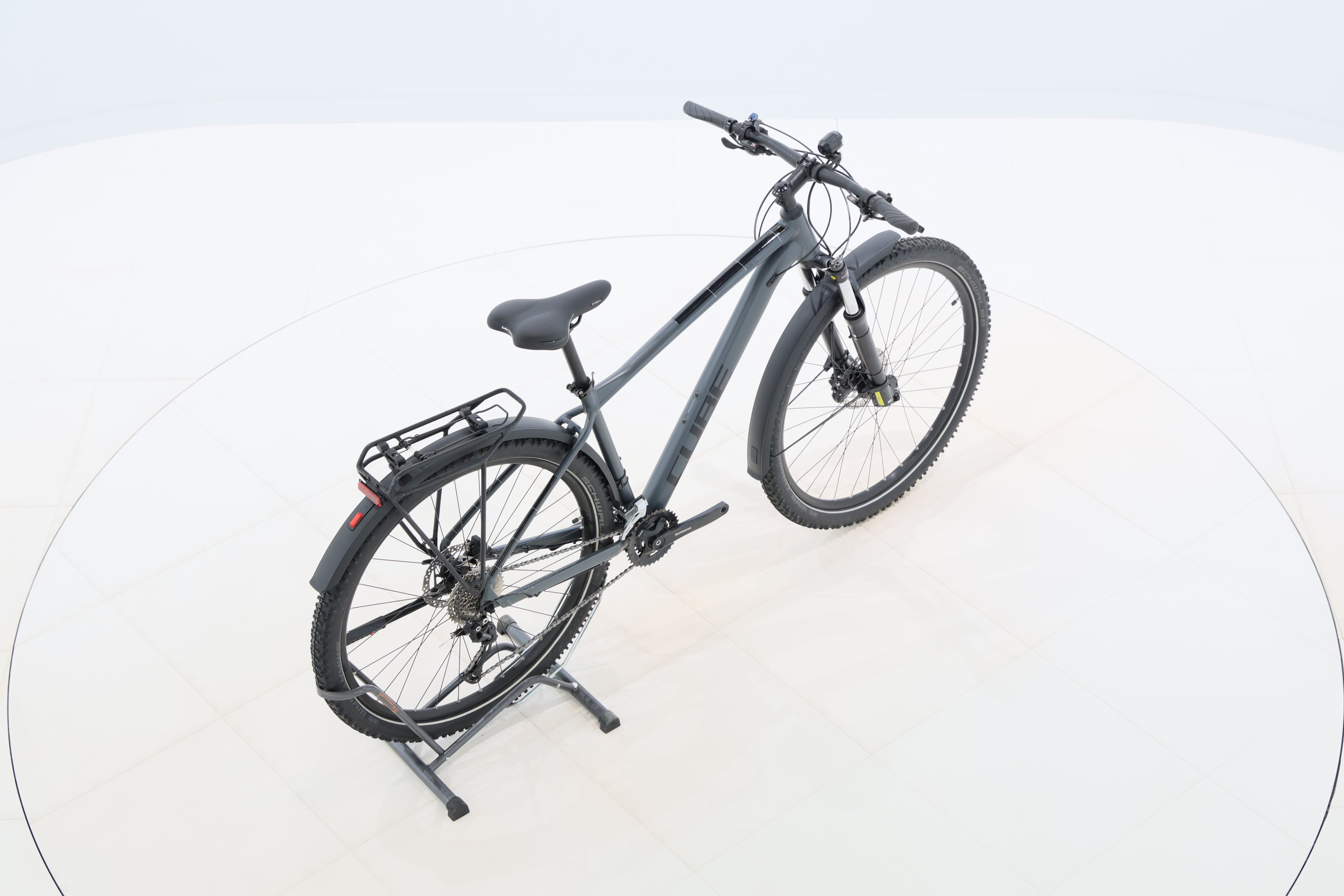 6e32e903-278f-4268-95d7-9e3e93bec488