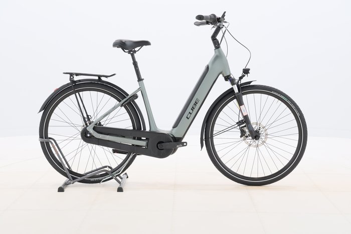 Cube SUPREME RT HYBRID PRO 625 2023