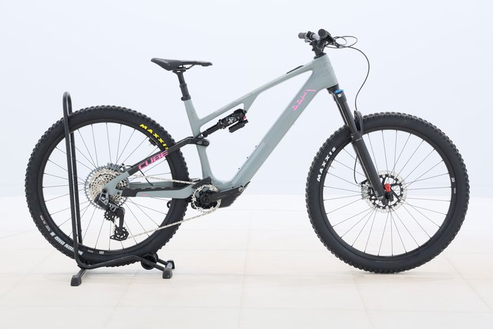 Cube AMS HYBRID ONE44 C:68X TM 400X 29 2025