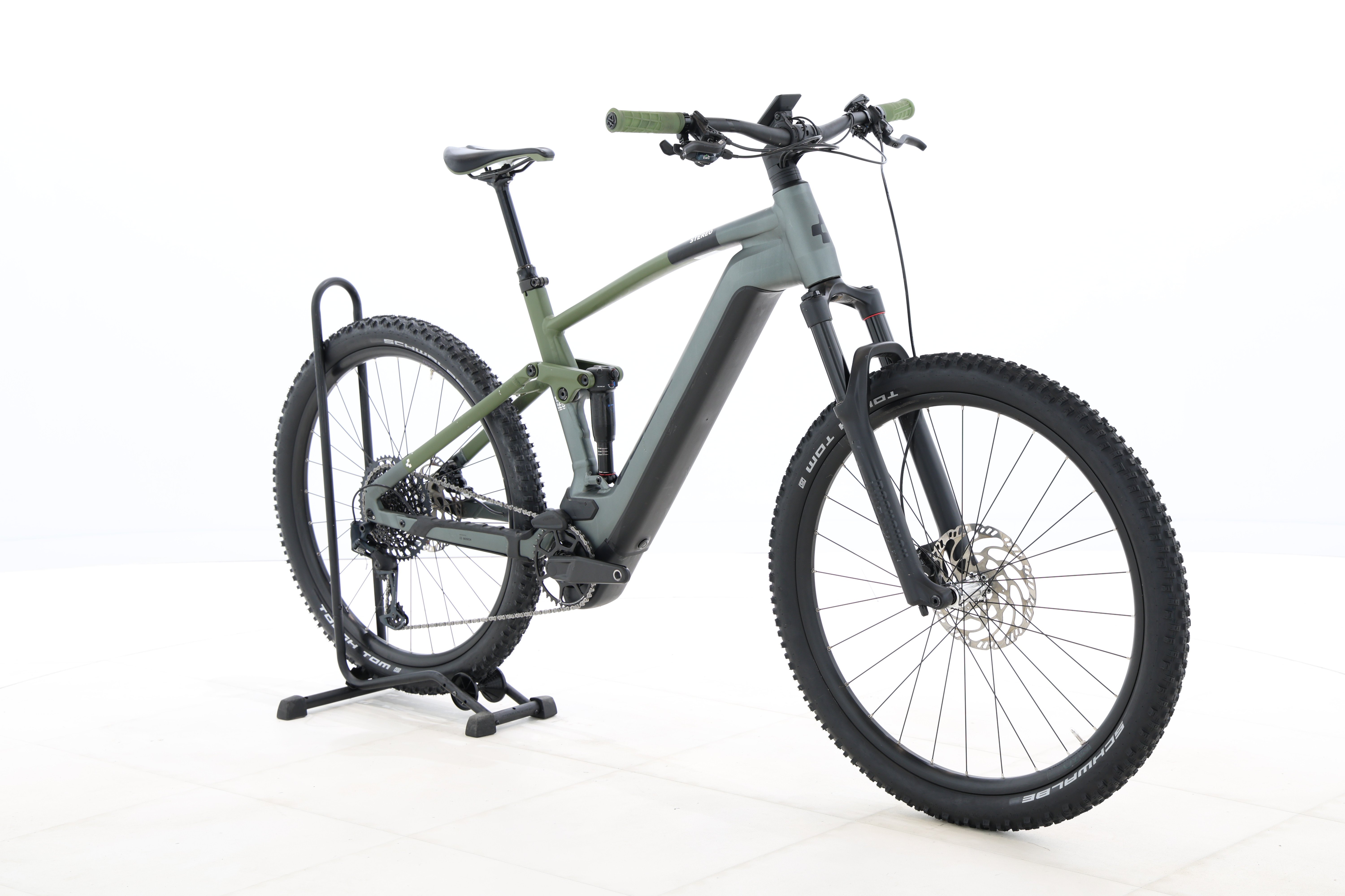 b6c5e3e5-c48b-45b6-bd2f-8748b64382d1