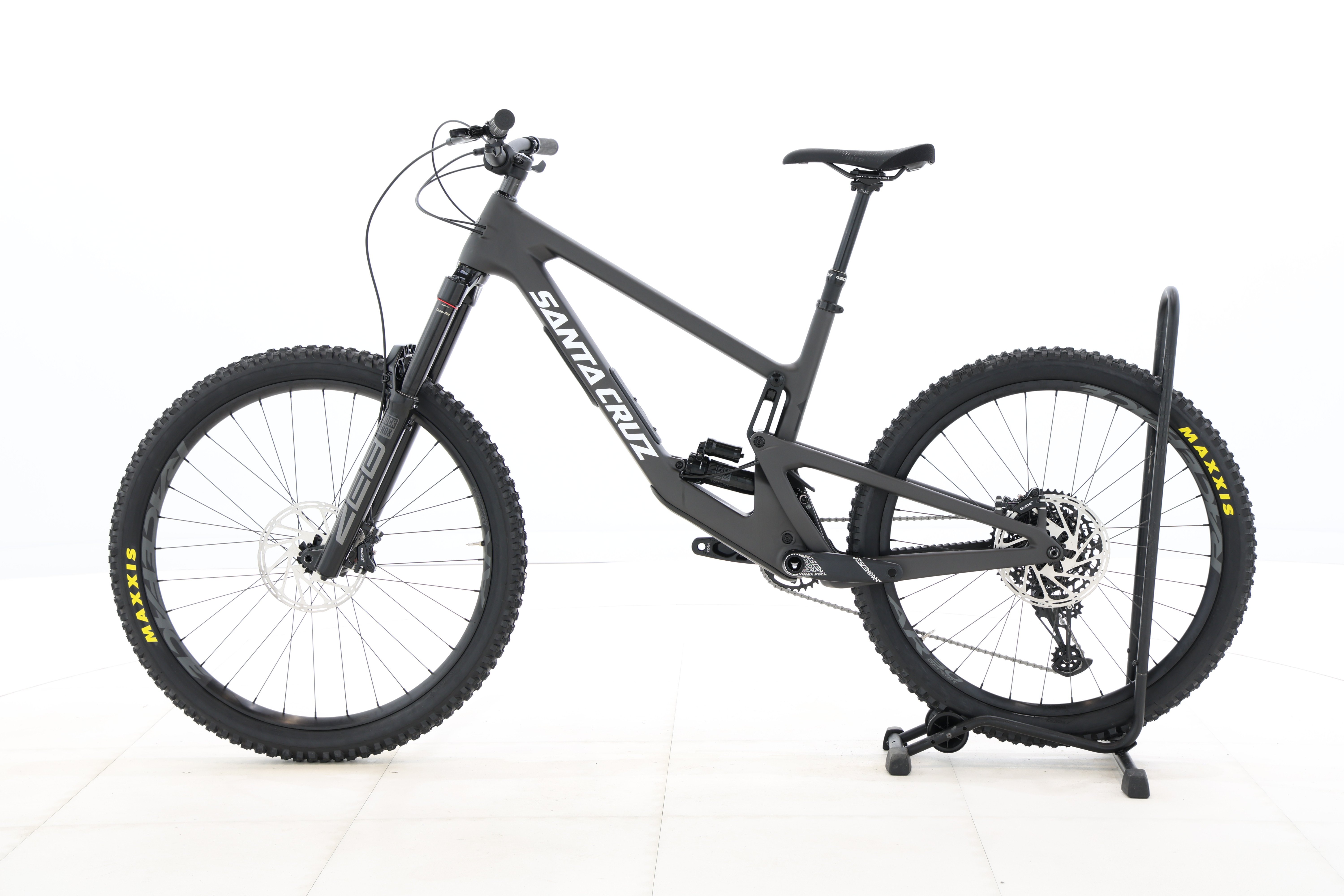 fd3546ed-5b6c-4568-bbbd-727d33cdd1a6