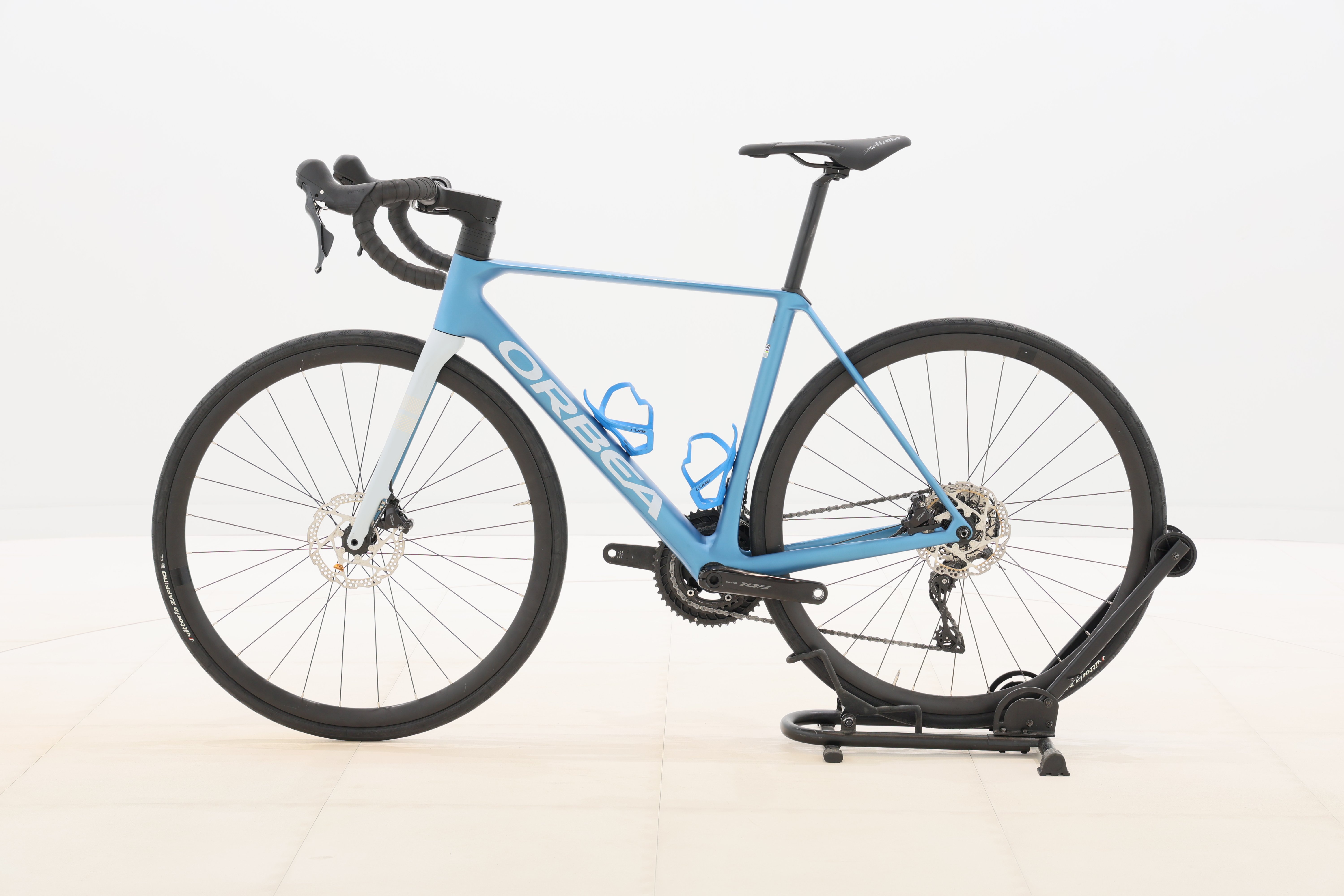 f1128d9b-46d7-4628-b00f-72834f814aa5