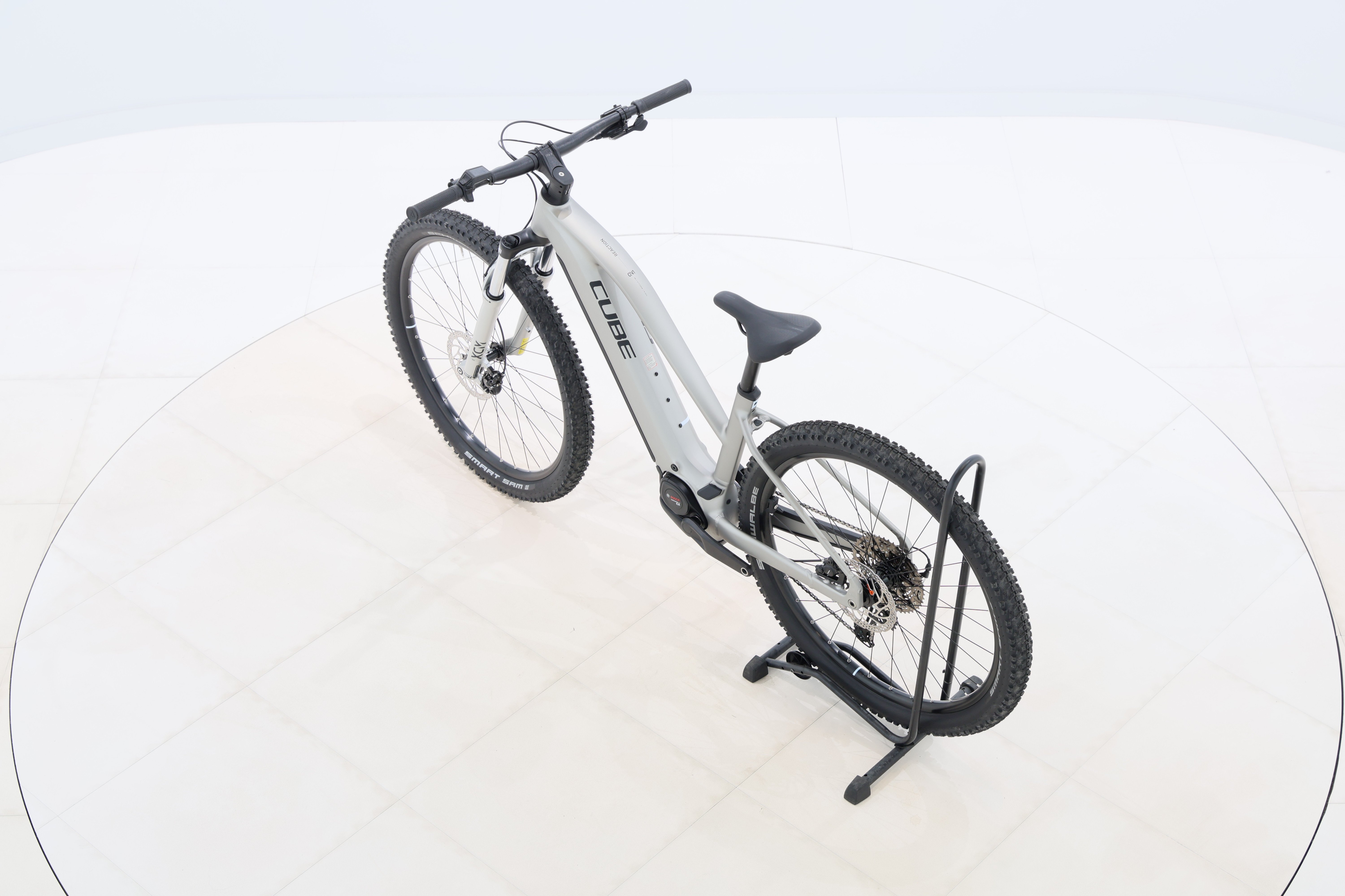 f6d932bc-4aeb-4127-8c68-c8234f84e66b