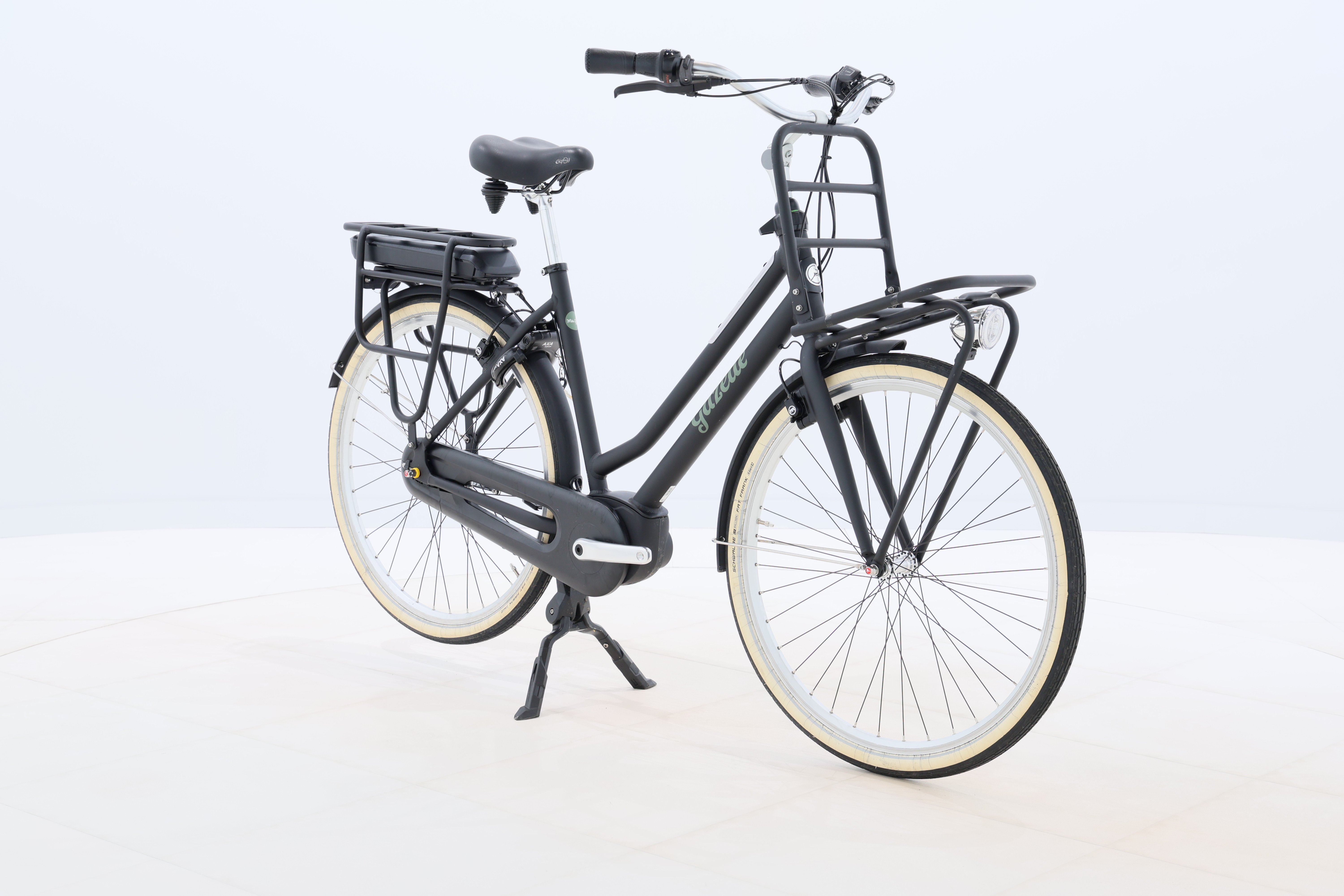 cae0d2c2-5faa-4114-9cb7-08db18e93e52