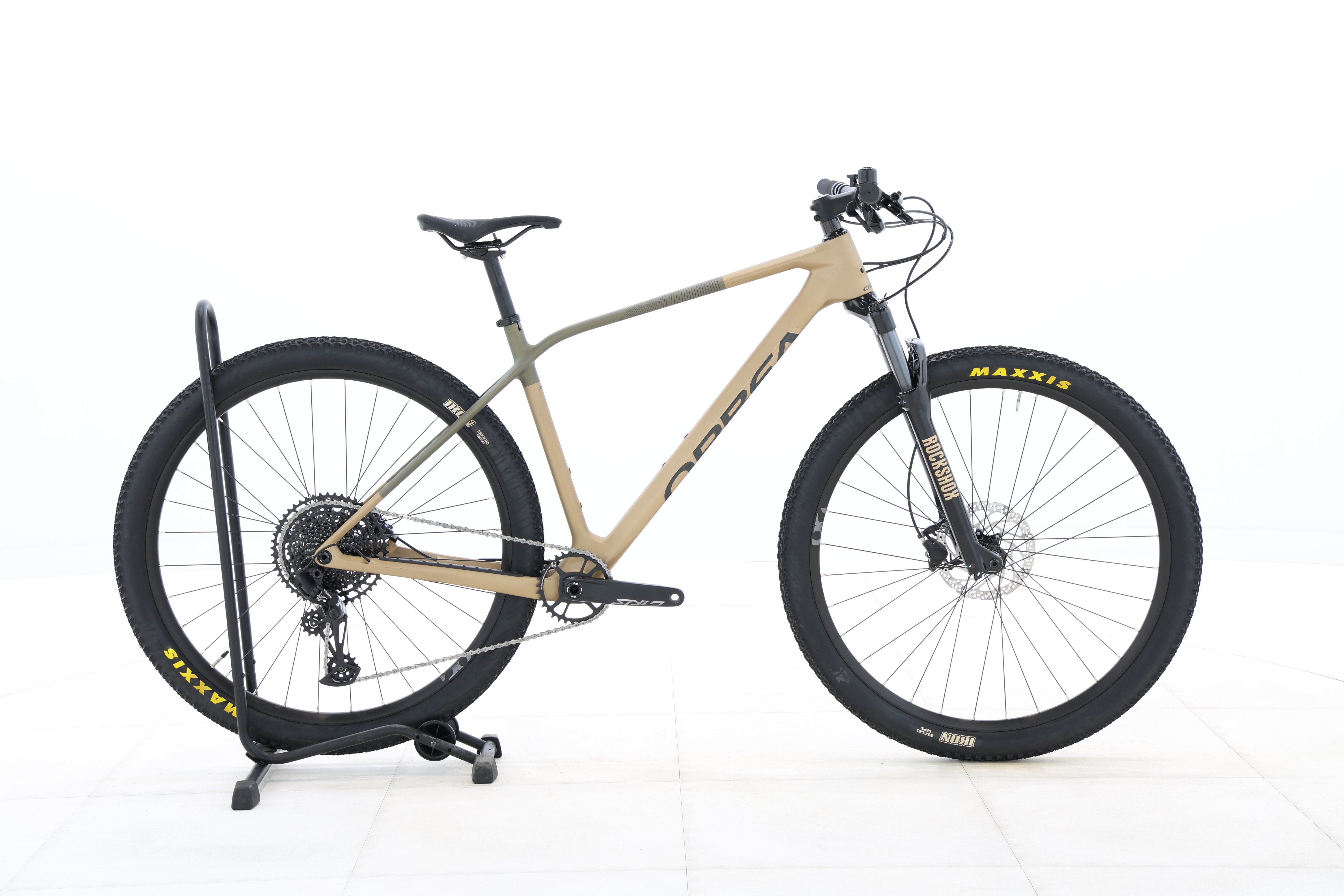 09d700a1-6746-4cb2-a3b5-e13c5a266b34