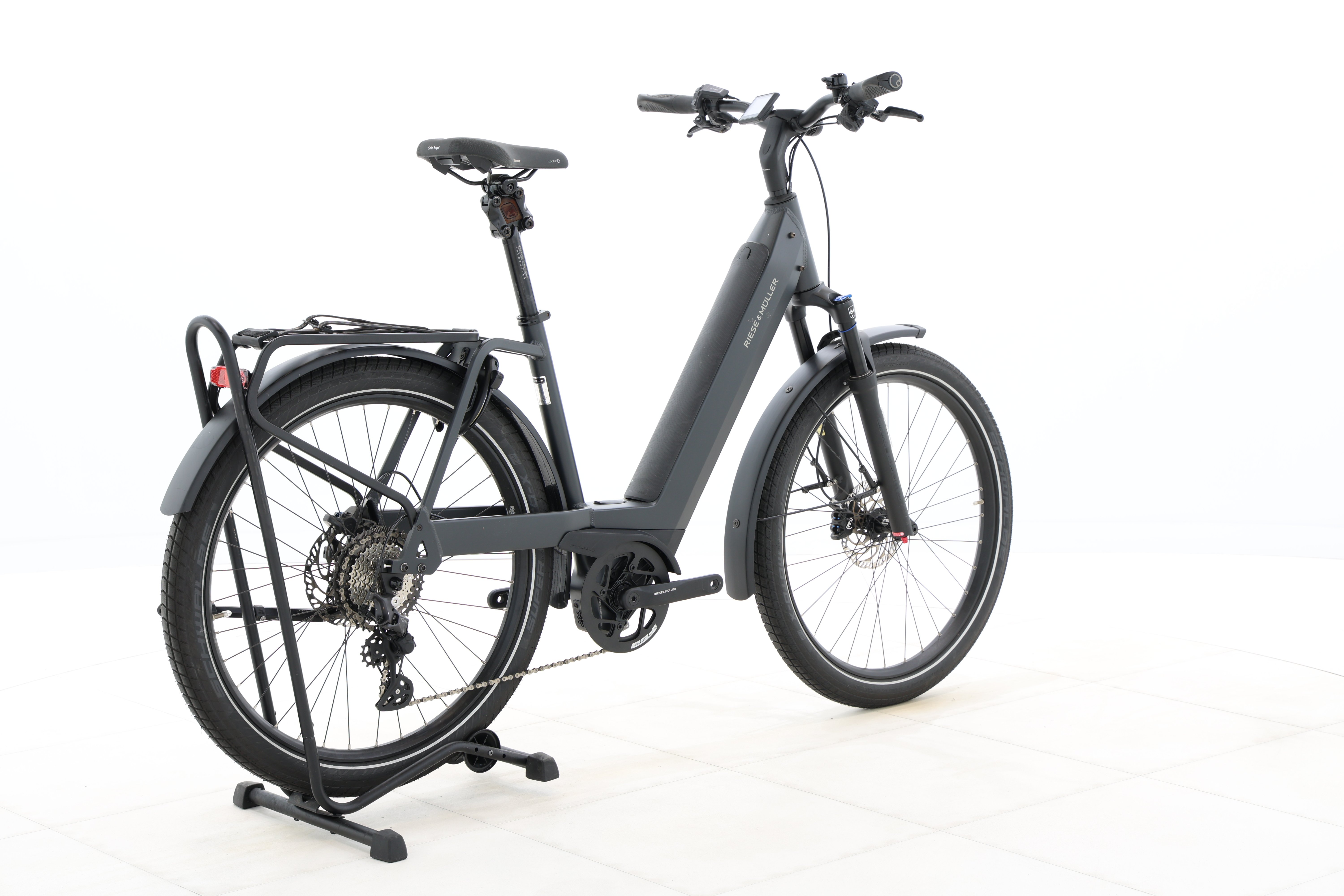 8716874d-d4d6-4fd7-8c84-02272bab0e4b