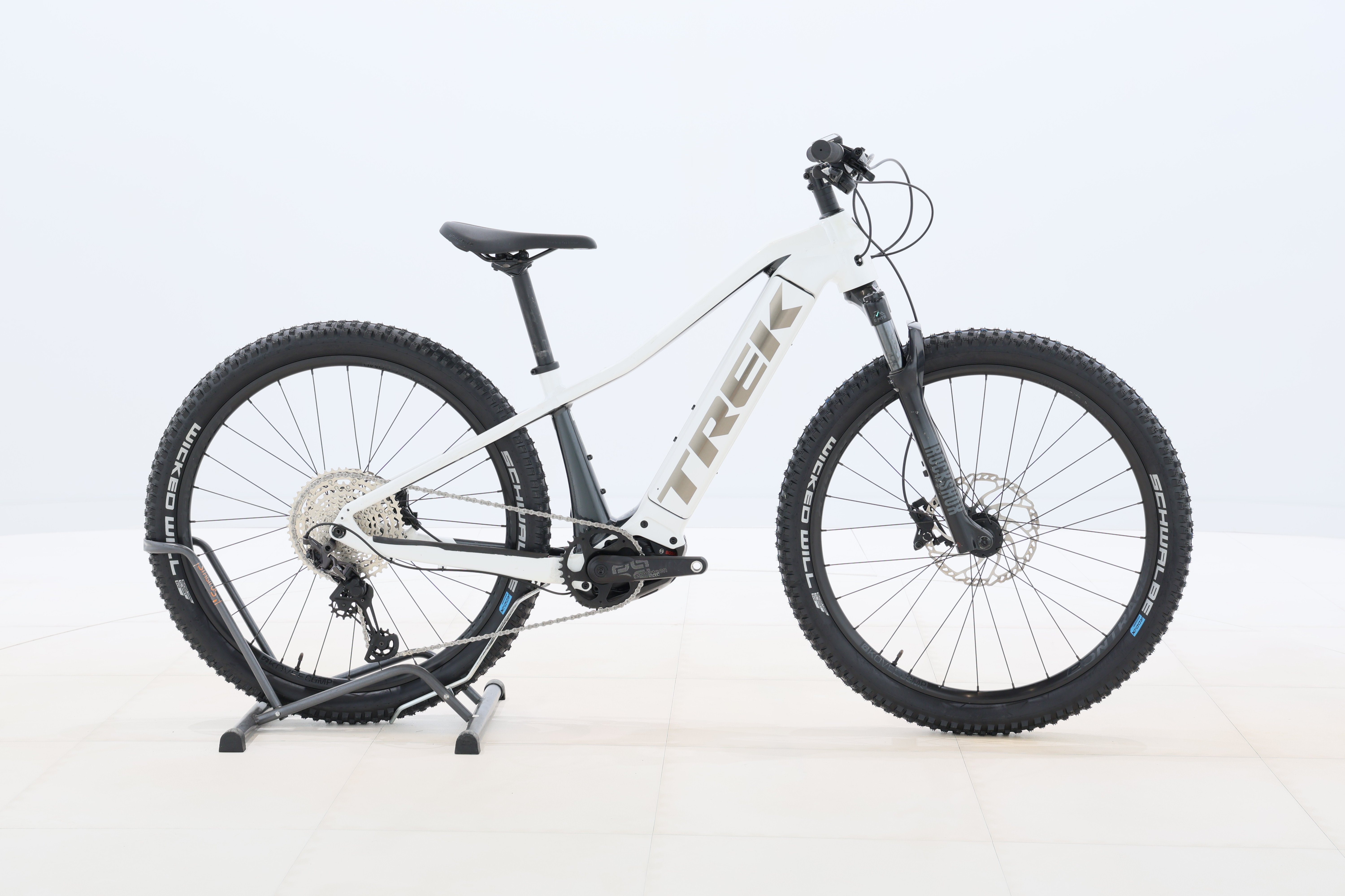 f242edca-83d7-4f77-b579-911f10d8267d