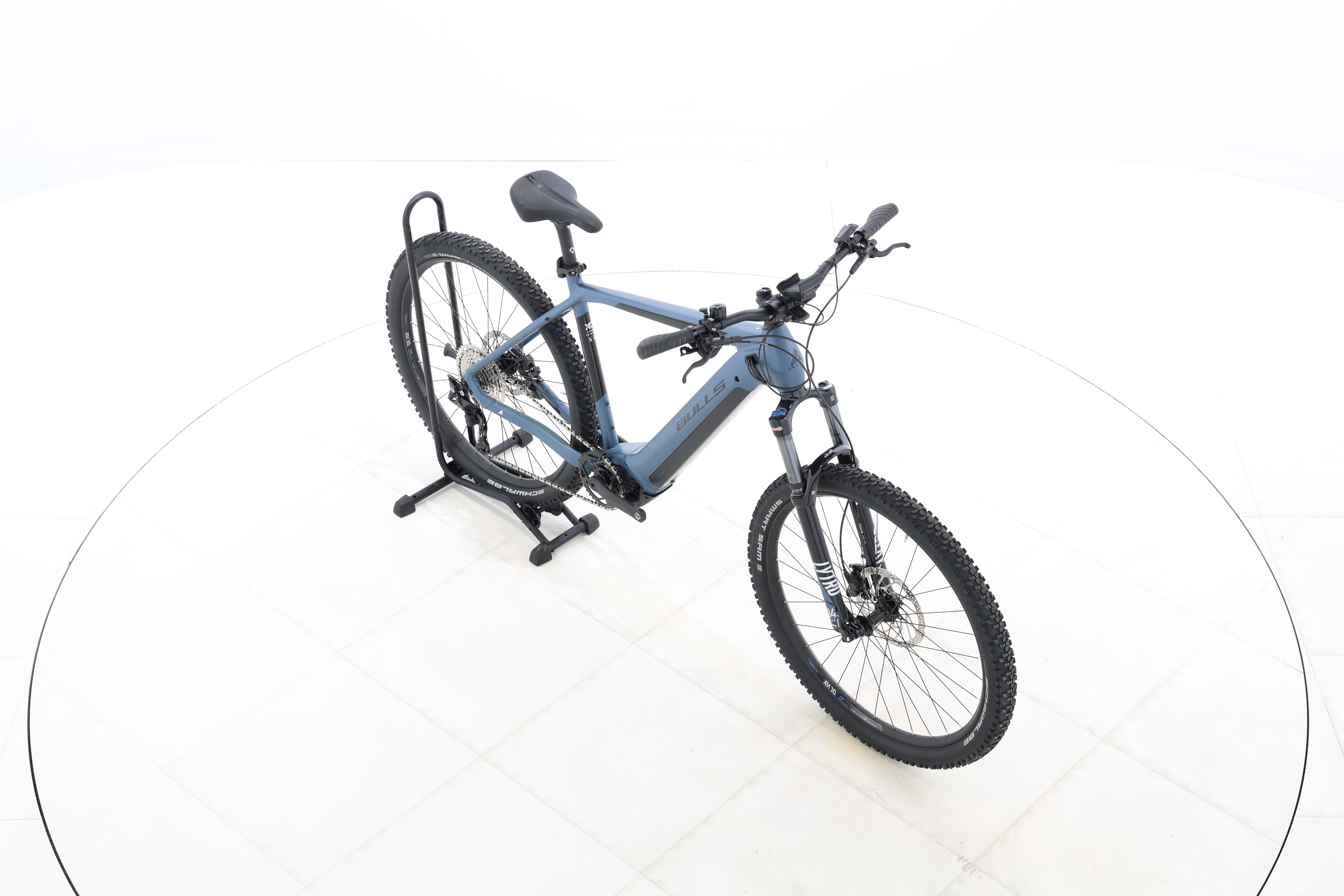 9ef85223-e54c-4bf0-a26a-4e7831d2e81b