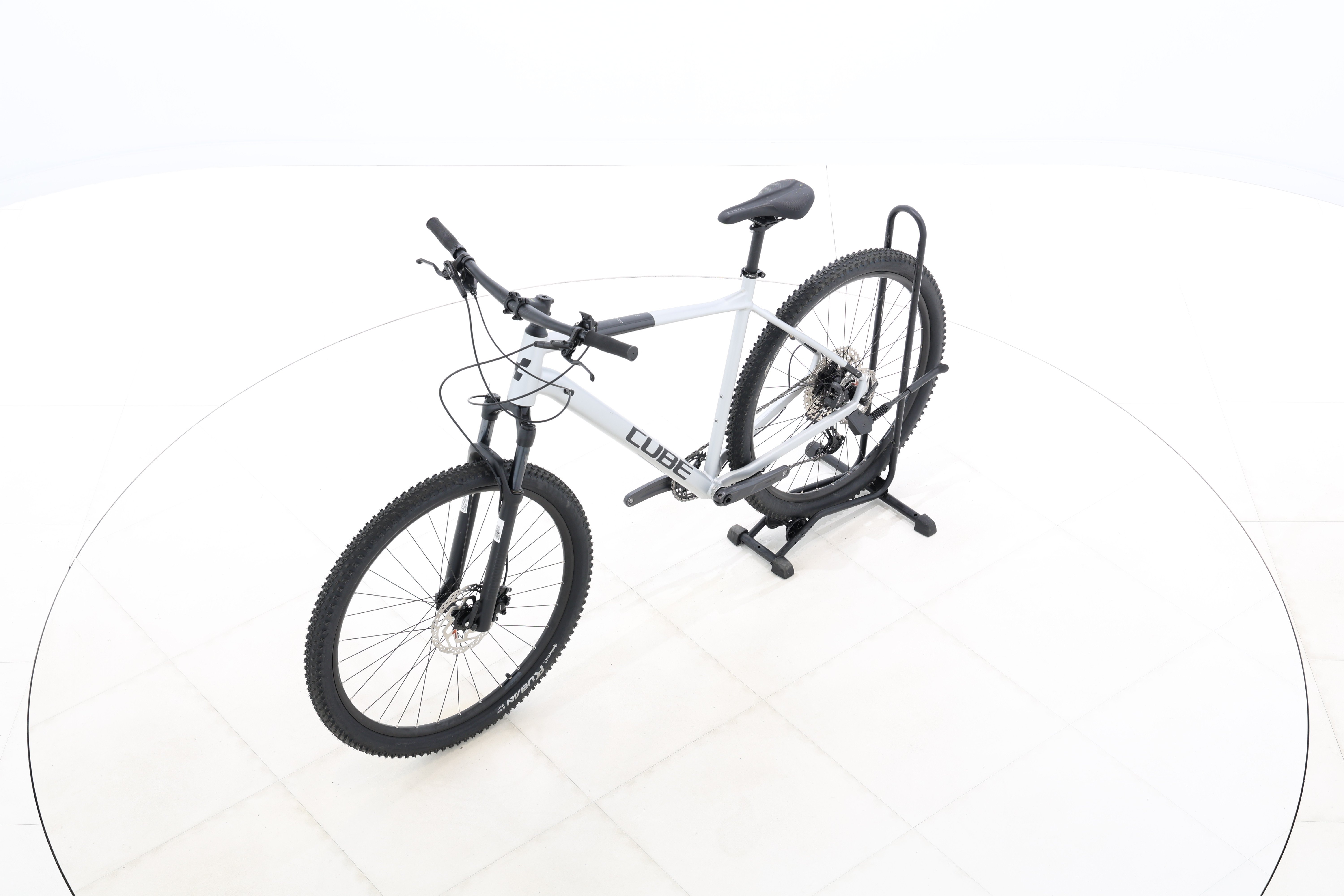 fbfb2628-749d-450e-bc2f-741ad67c8fb6