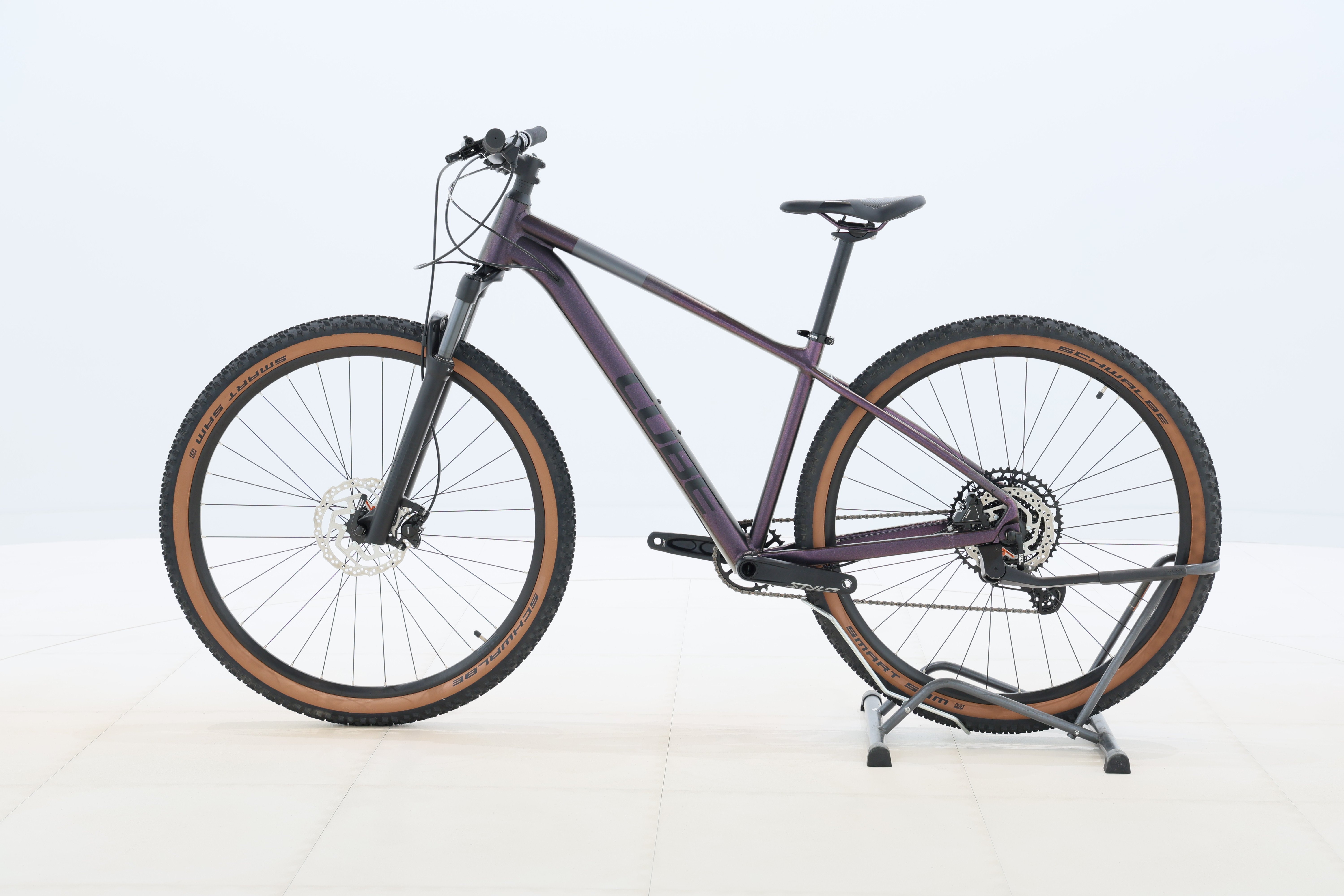 8dc232fb-2274-4584-98bf-f18651c87951