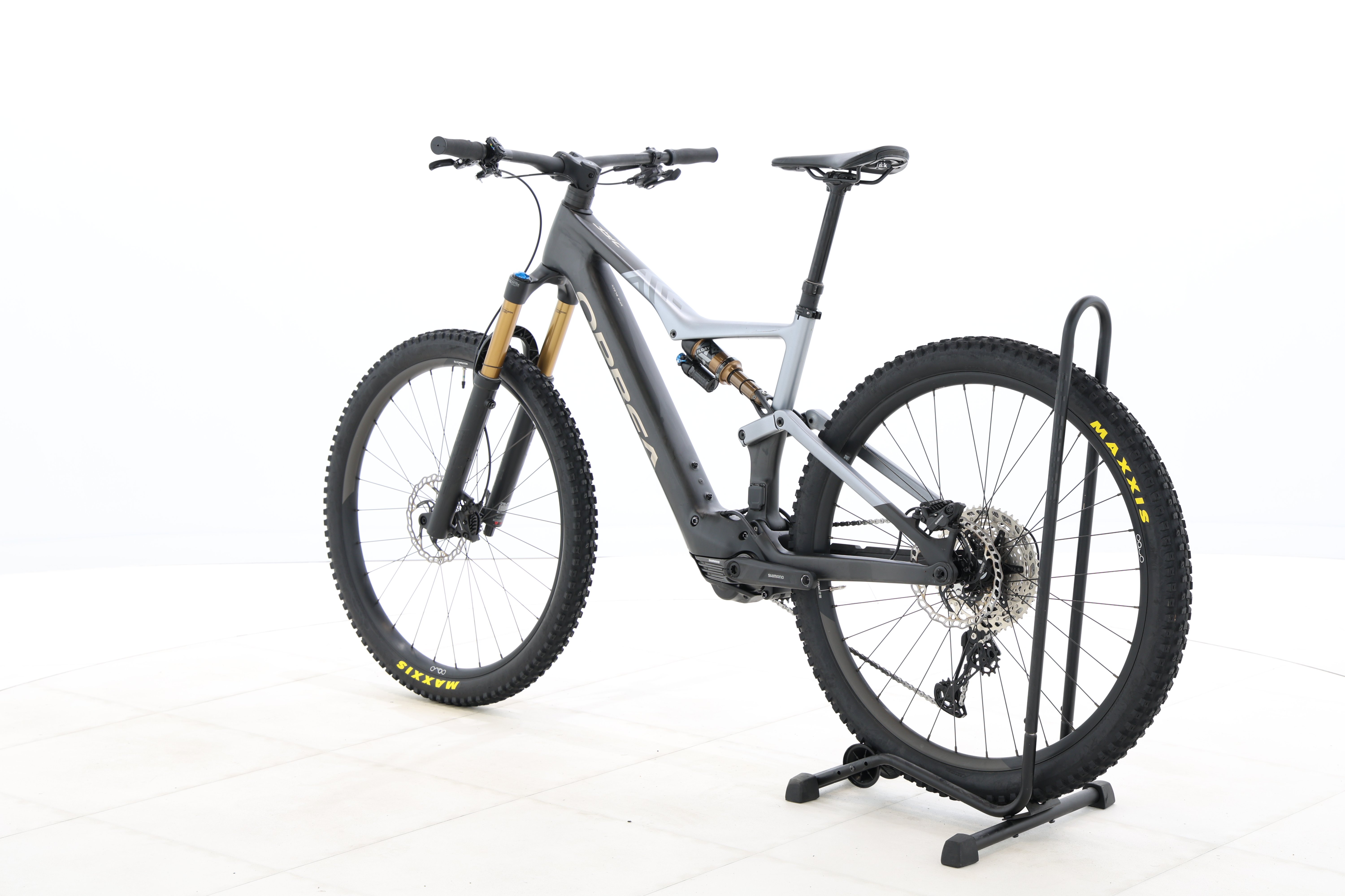 a7e2c649-1f3d-48b3-8a1f-921141ee0e4c