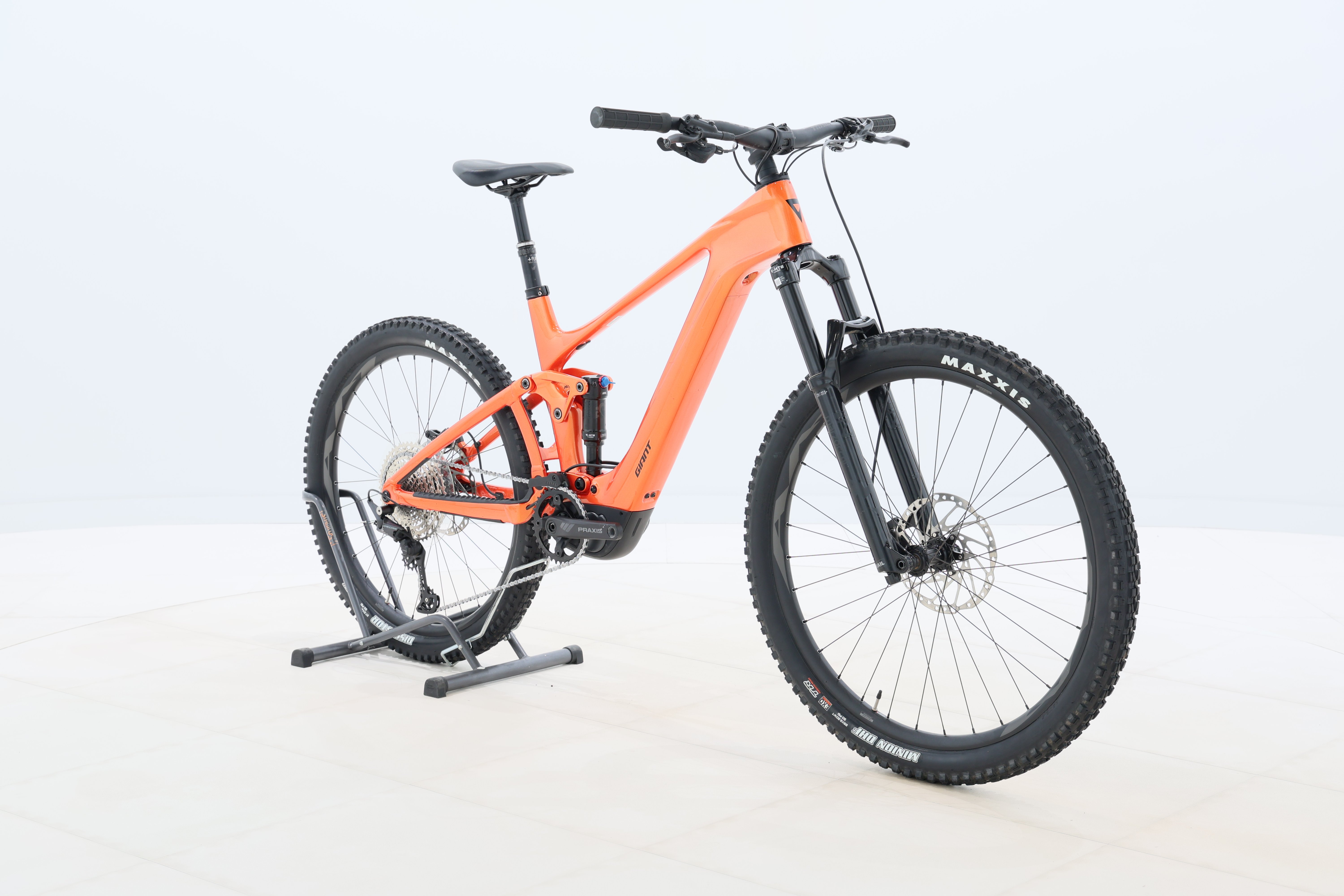 4b0b7e45-f6e1-4d3f-b94a-fb2431581dde