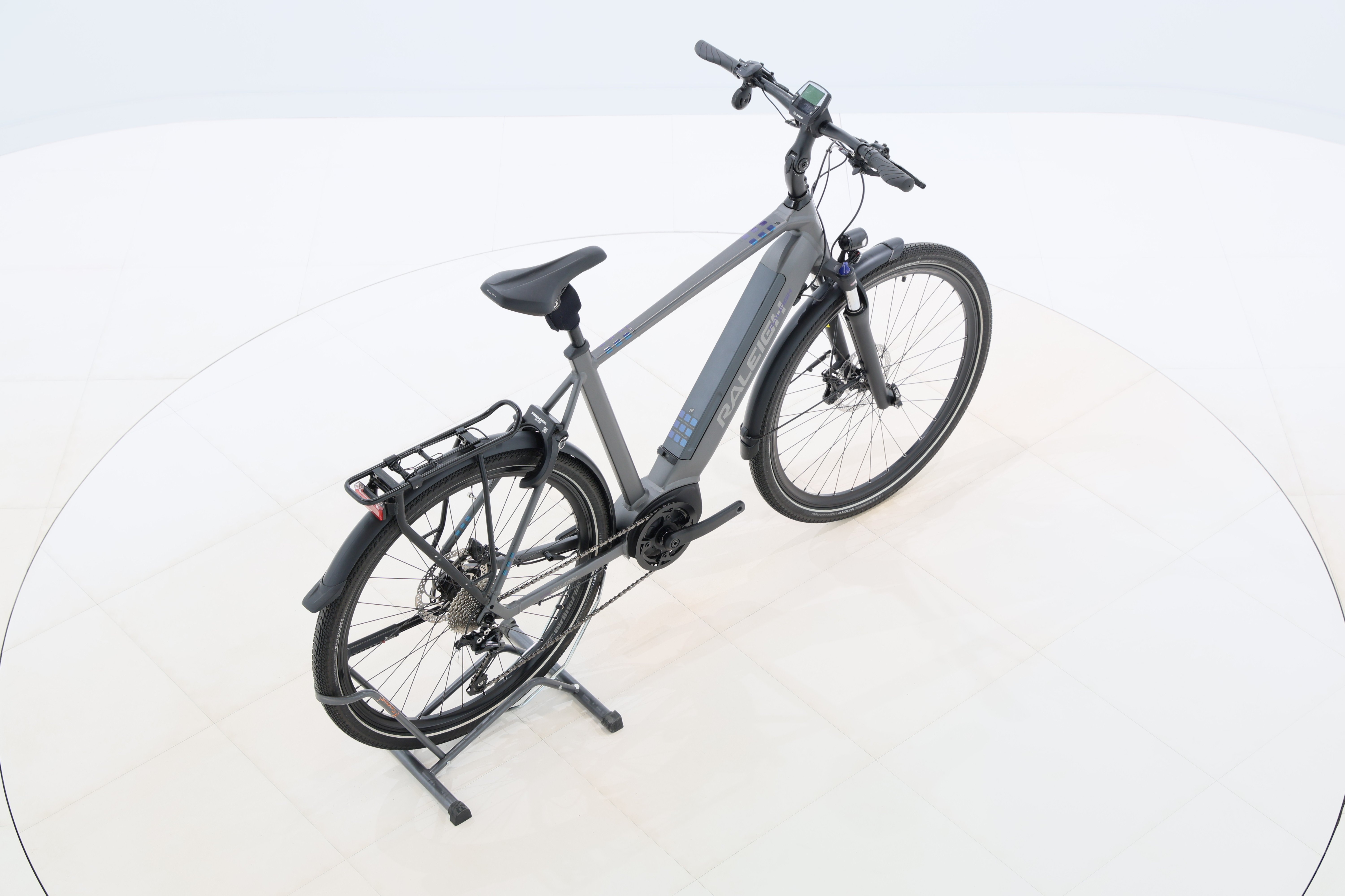 69d23100-74de-43e2-805c-a6950d13f896