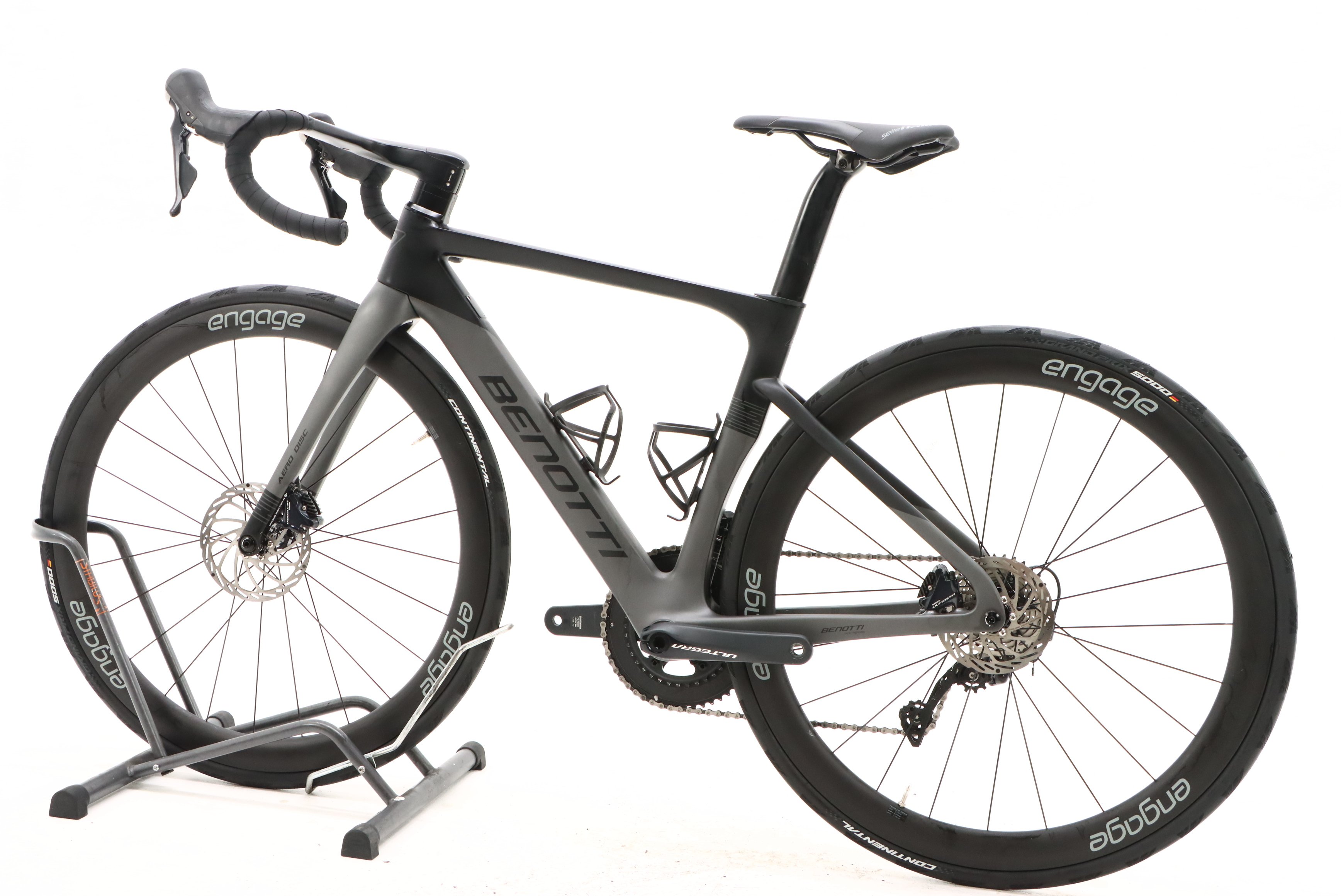 15b9009d-1118-437b-94f2-919a27a57c37