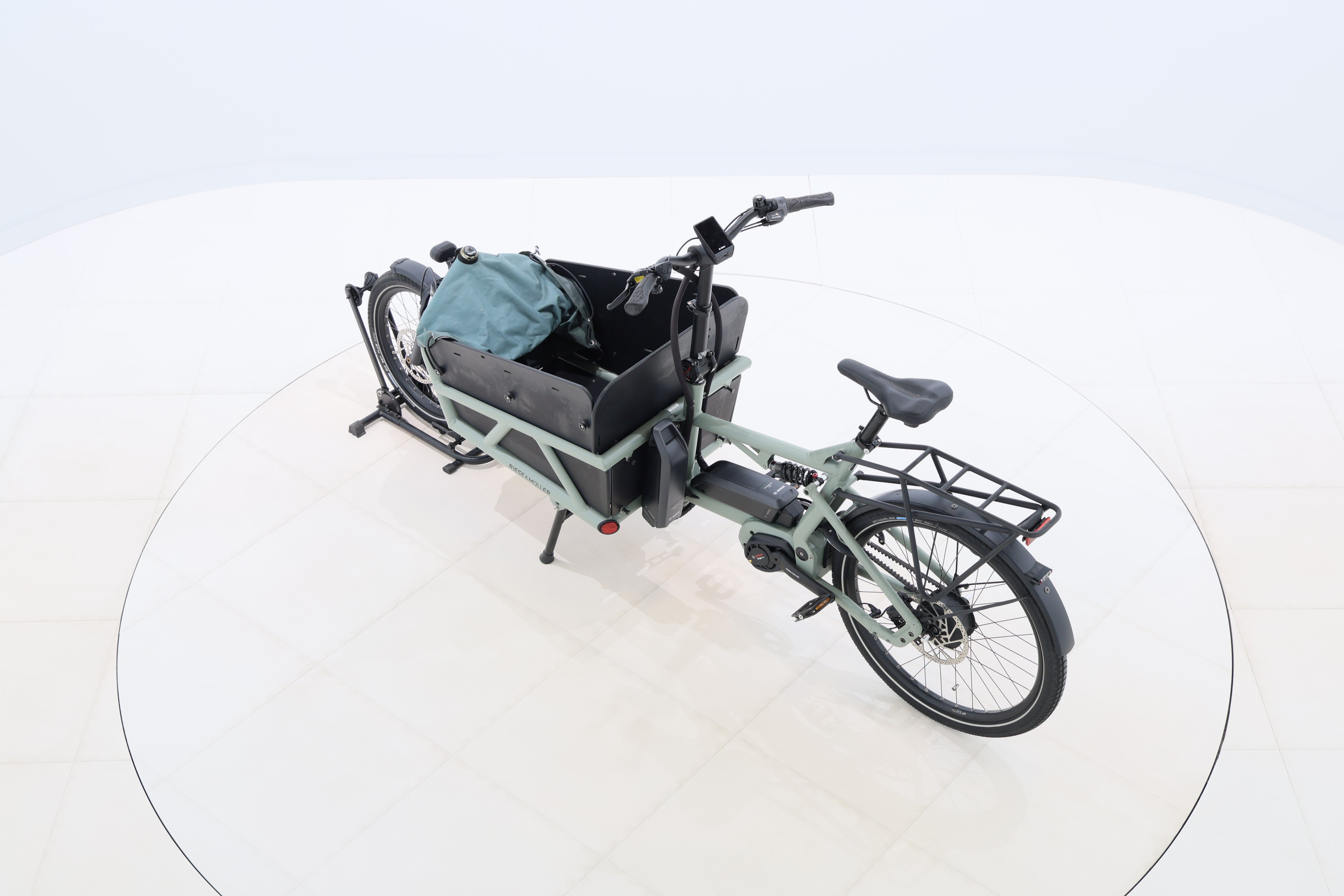 f1eef5a6-10c8-4425-9a5d-87e727683c61