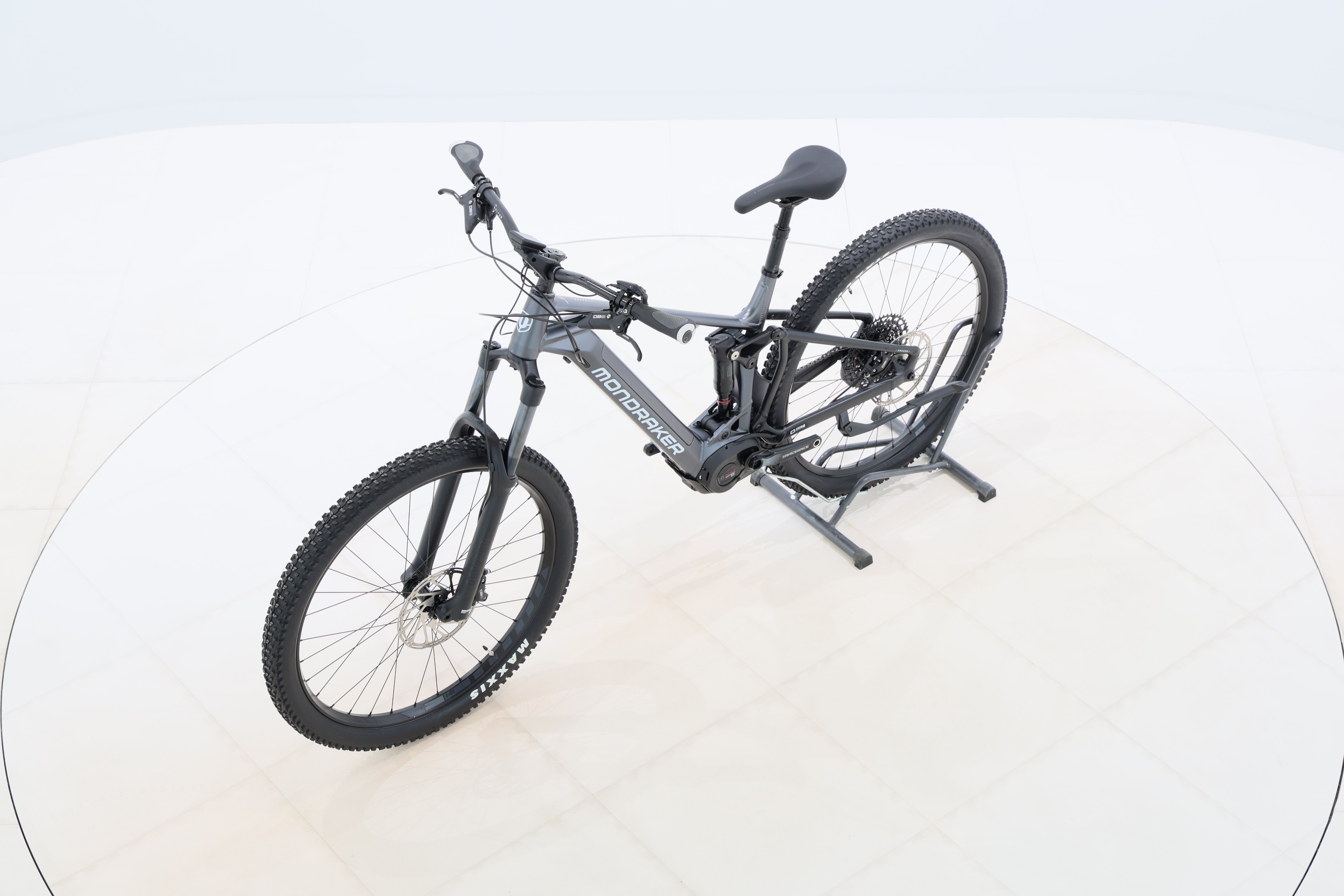 a89a934f-f3e9-4372-ac71-4785df87baa0