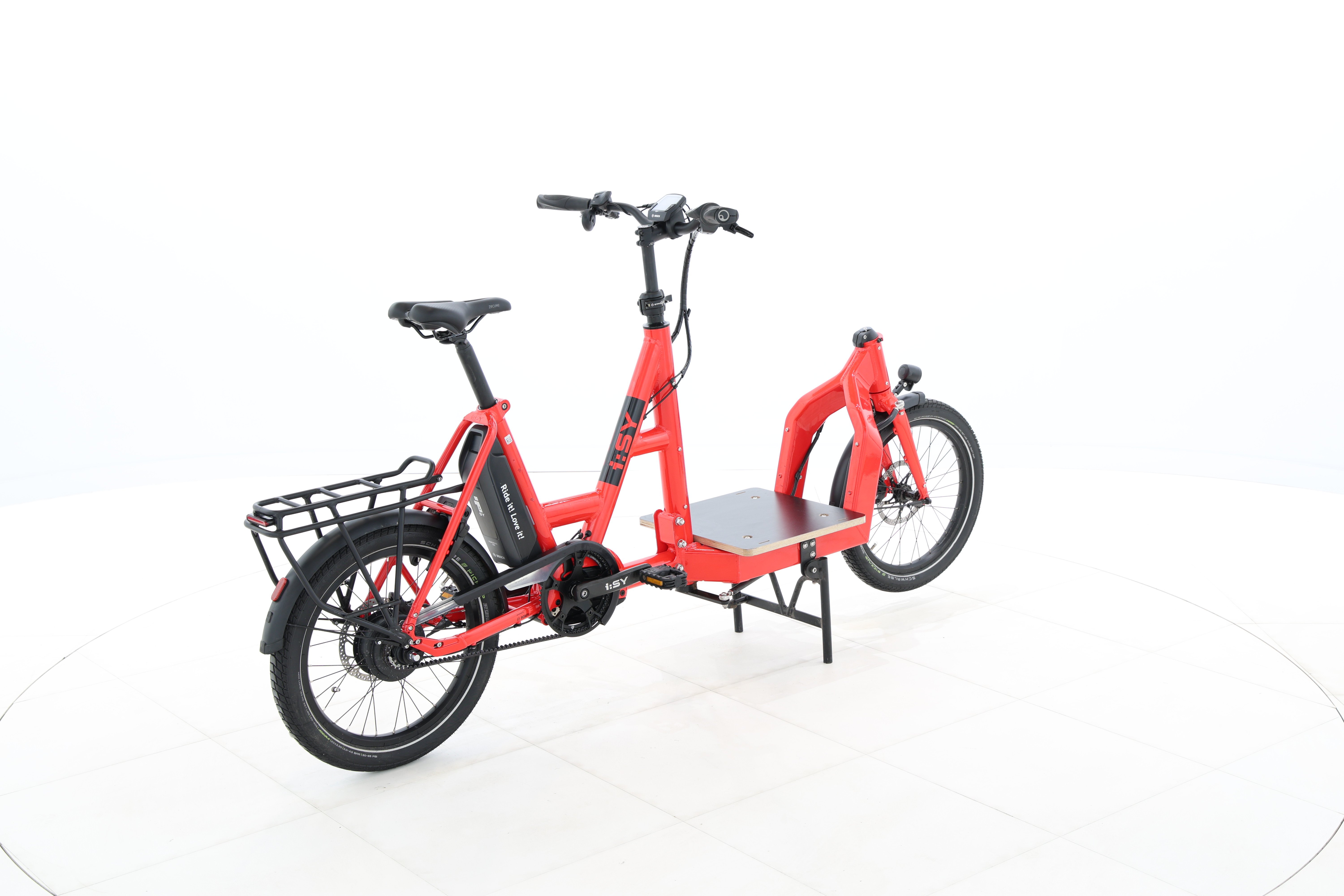 28ea0c29-b014-416e-81cb-2b6ed6c10f6d