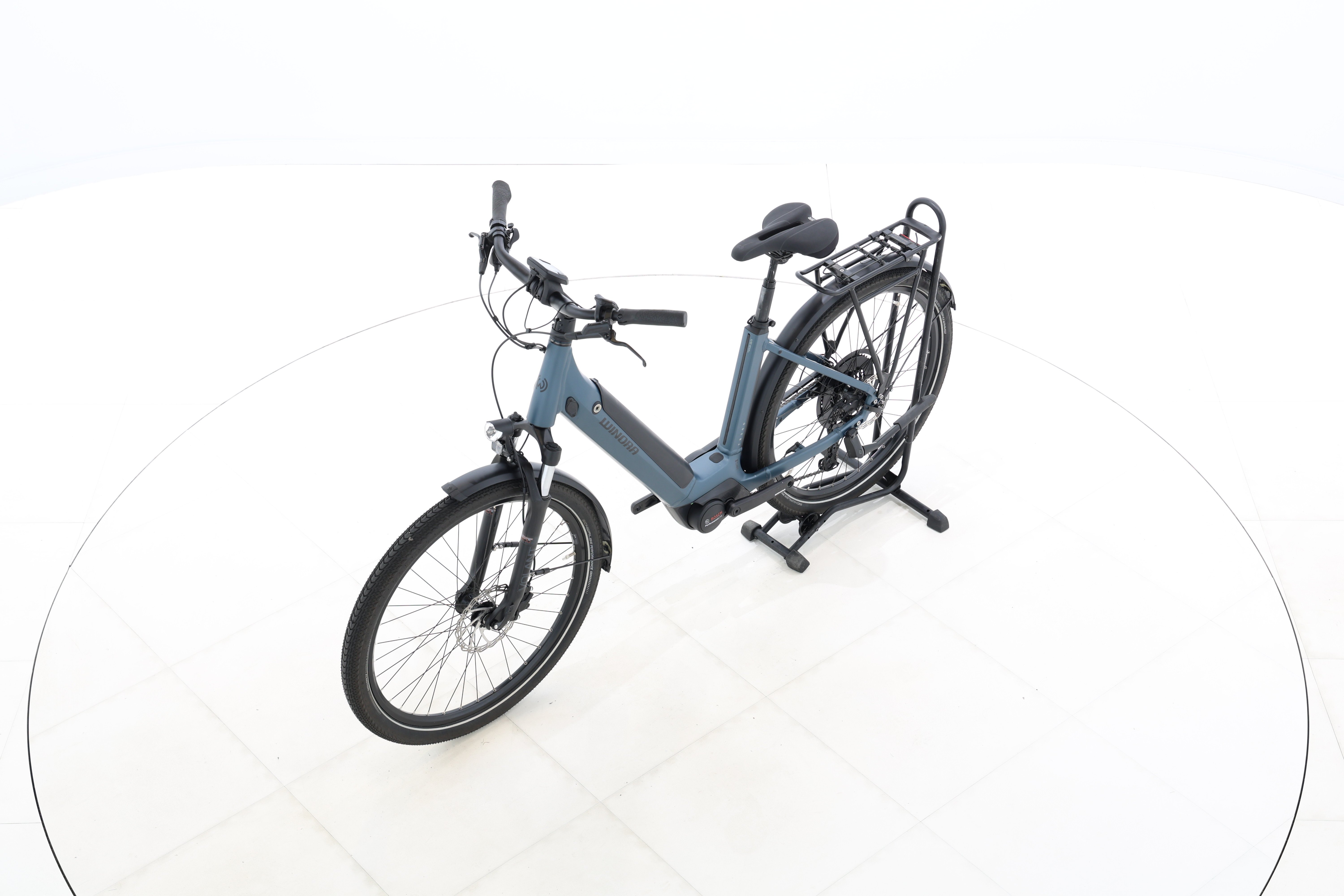 0d7c8cdd-fcad-47d8-954a-a62eb3f7f373